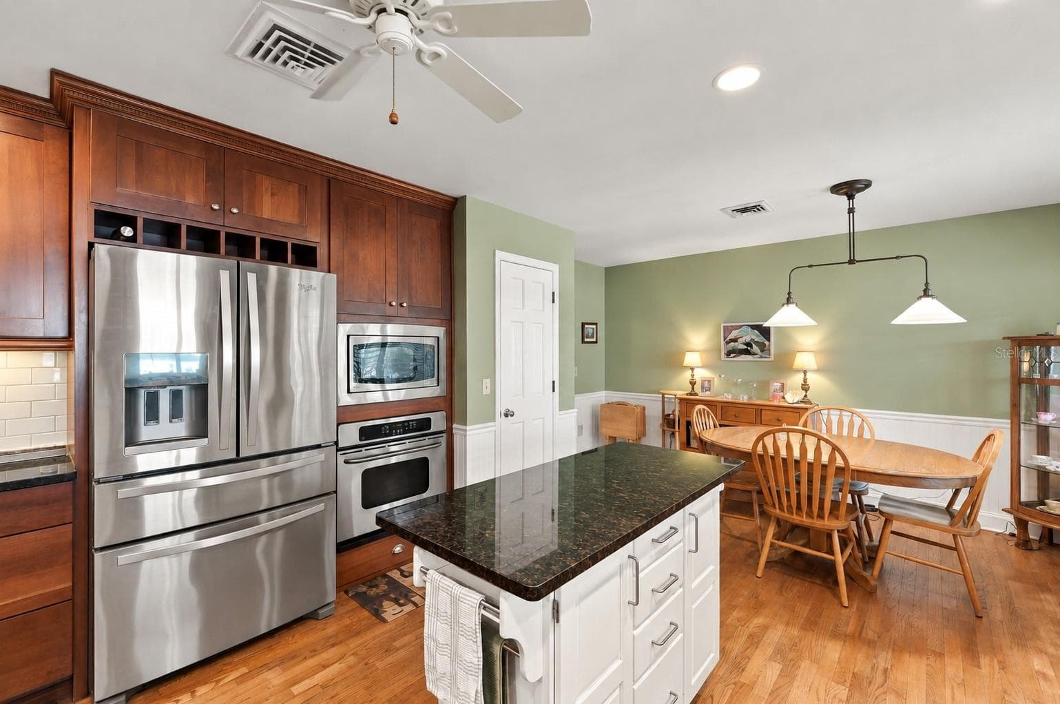 Single Family Residence at 11 LAKE LINK DR SE, WINTER HAVEN, photo 18 of 71