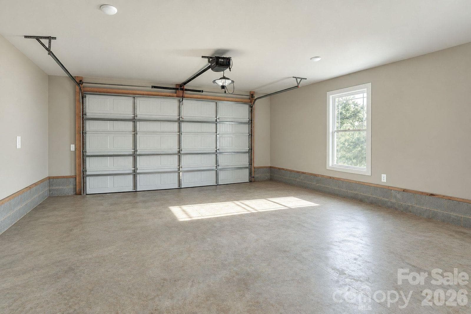 Garage - 1544 Farmington Hills Drive, Conover