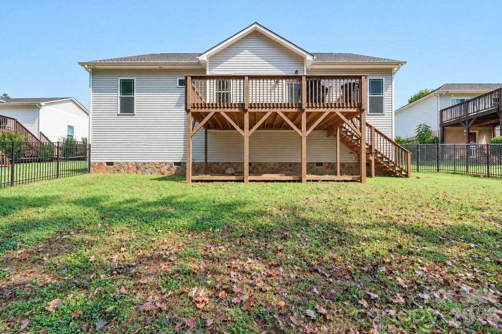 Single Family Residence at 1544 Farmington Hills Drive, Conover, photo 47 of 48
