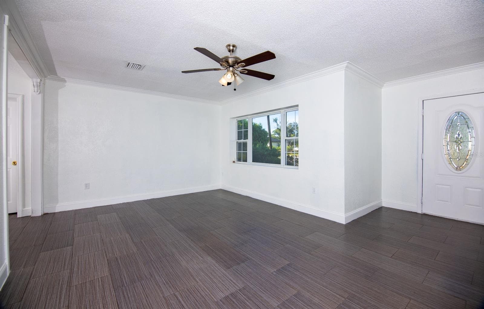 Single Family Residence at 1655 DREW ST, CLEARWATER, photo 14 of 59