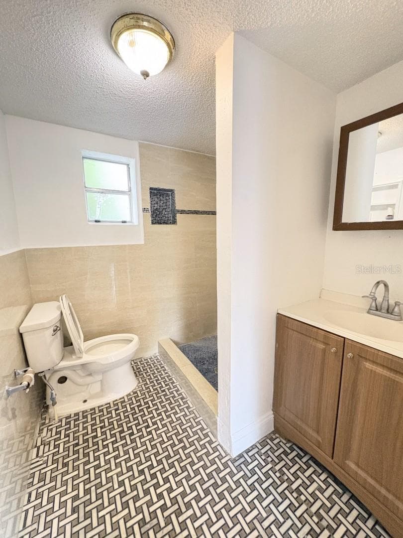 Single Family Residence at 1655 DREW ST, CLEARWATER, photo 20 of 59