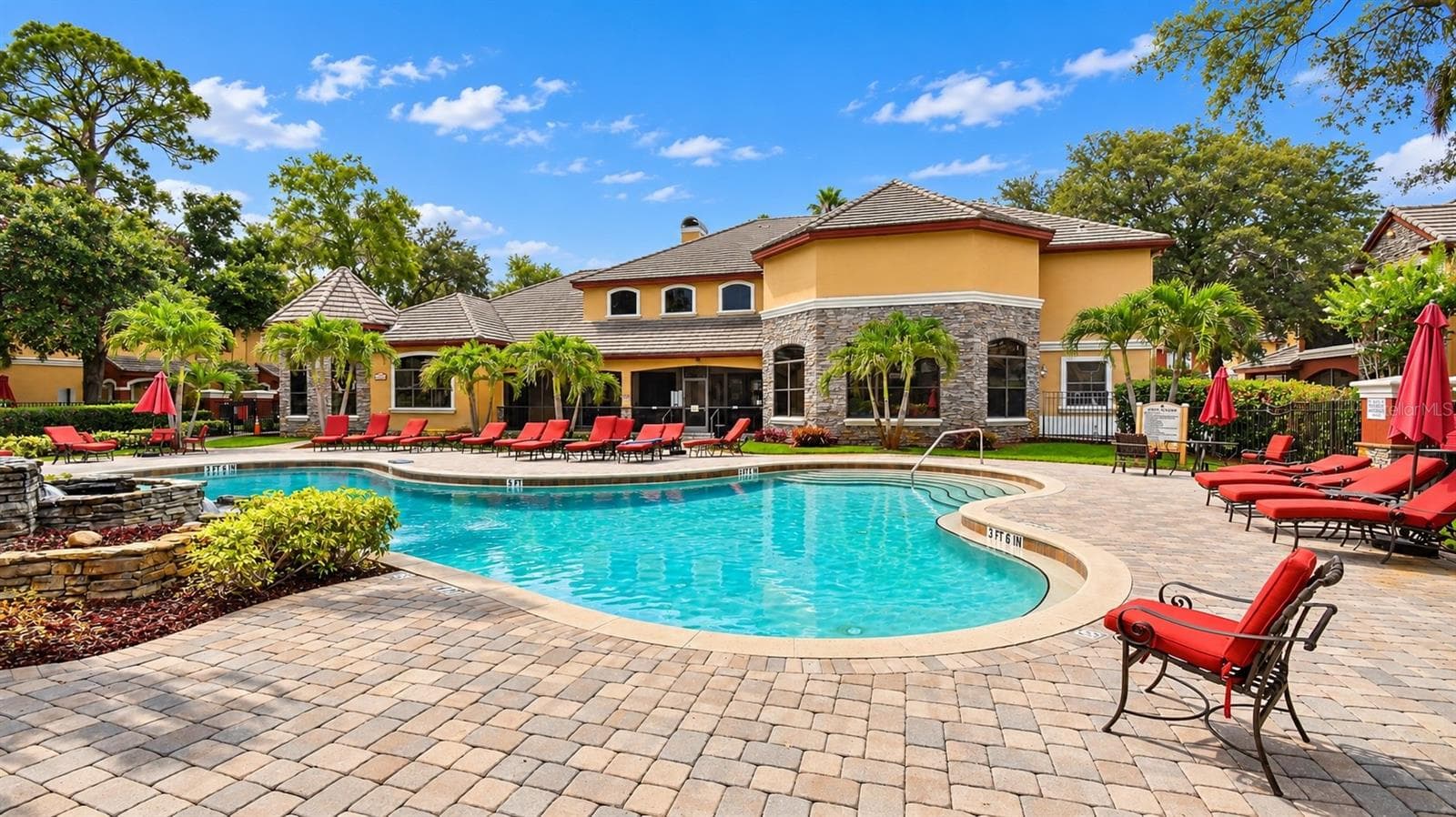 Community Pool - 2151 CHIANTI PL #12-122, PALM HARBOR