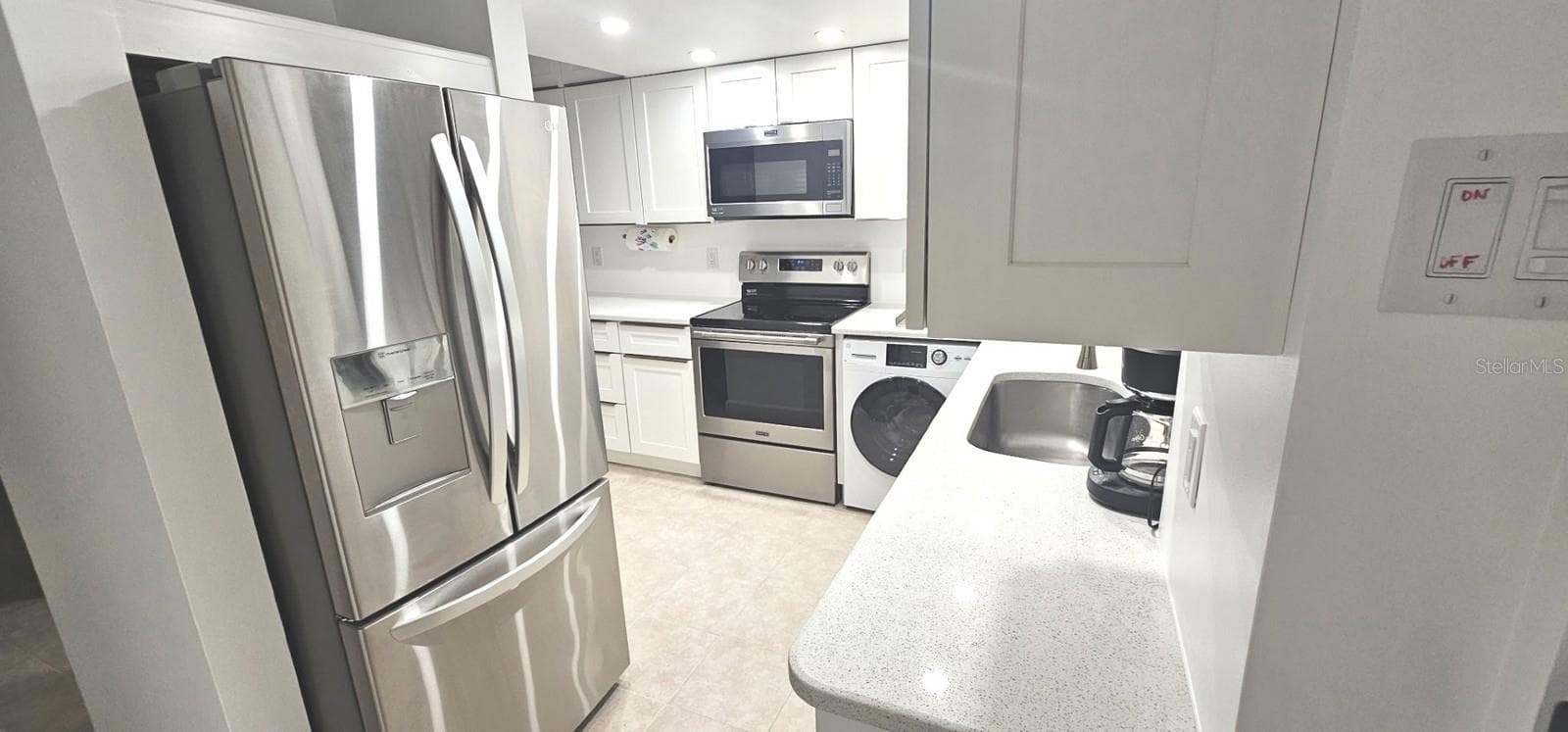 UPDATED to PERFECTION - 215 VALENCIA BLVD #107, BELLEAIR BLUFFS