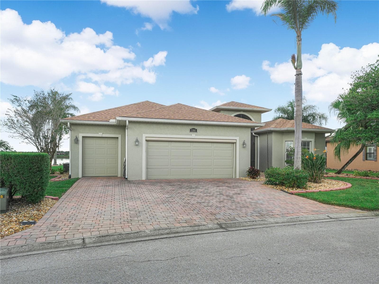 Double Car Garage and Golf Cart Garage - 5385 HOGAN LN, WINTER HAVEN