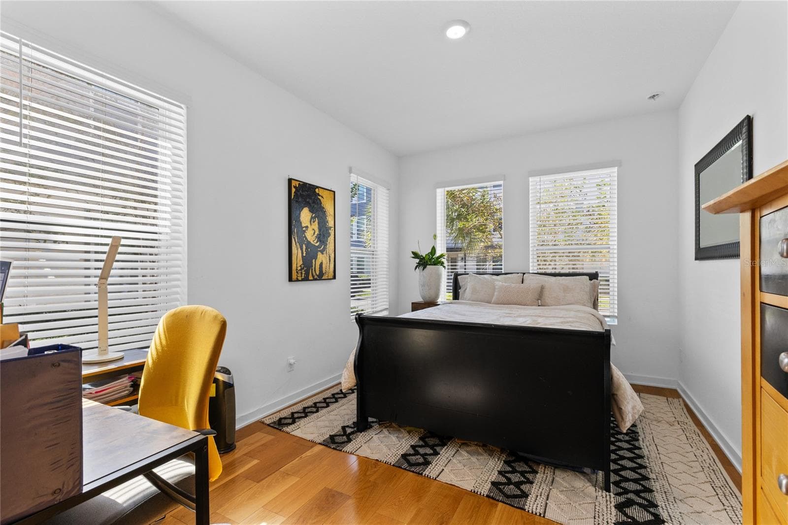 1st floor, bedroom with full bath. - 12923 GABOR AVE, ORLANDO