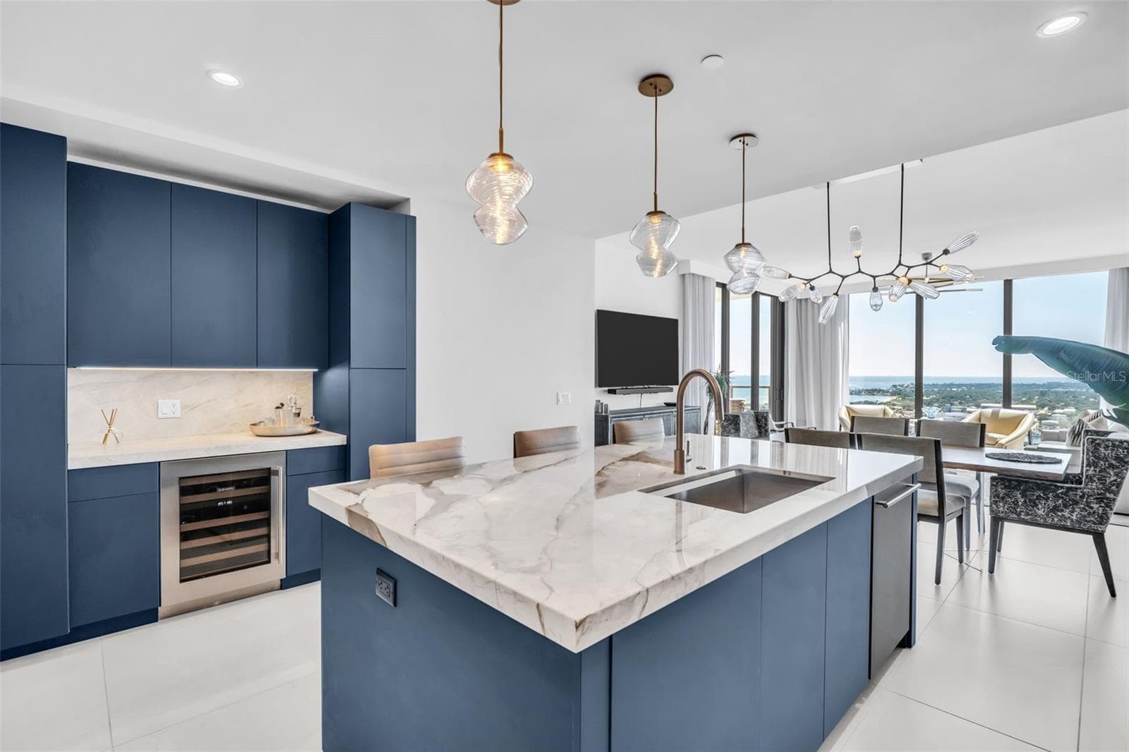 Condominium at 301 1ST ST S #2507, ST PETERSBURG, photo 4 of 100