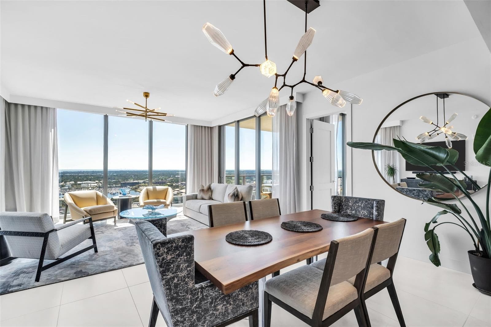 Condominium at 301 1ST ST S #2507, ST PETERSBURG, photo 9 of 100