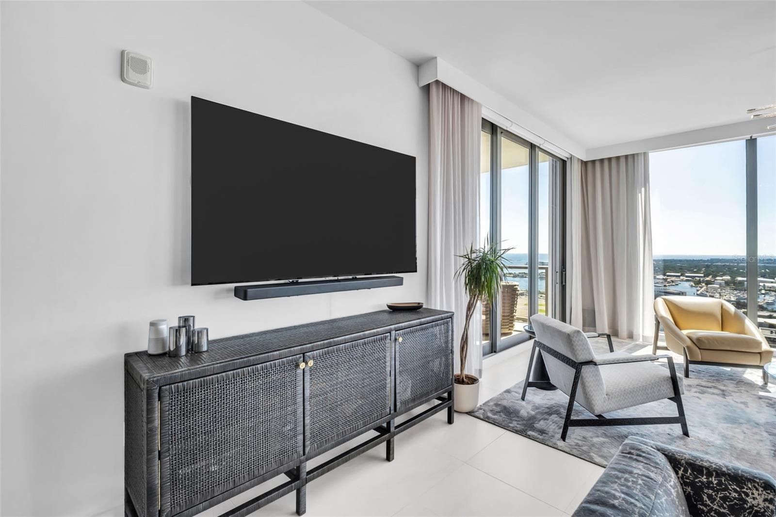 Condominium at 301 1ST ST S #2507, ST PETERSBURG, photo 11 of 100