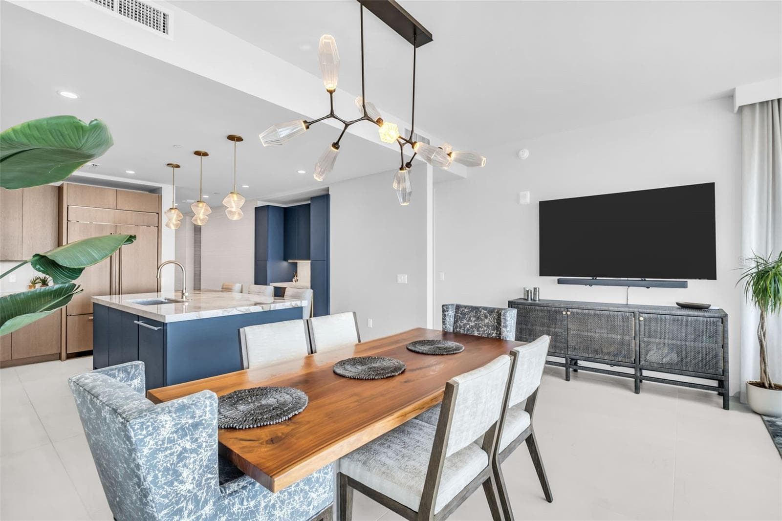 Condominium at 301 1ST ST S #2507, ST PETERSBURG, photo 15 of 100