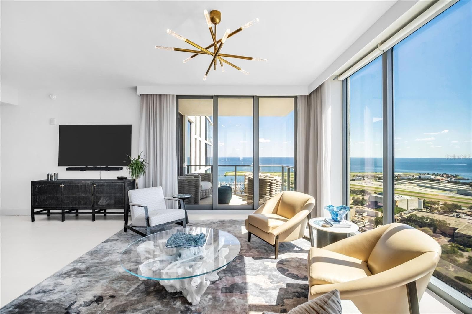 Condominium at 301 1ST ST S #2507, ST PETERSBURG, photo 20 of 100