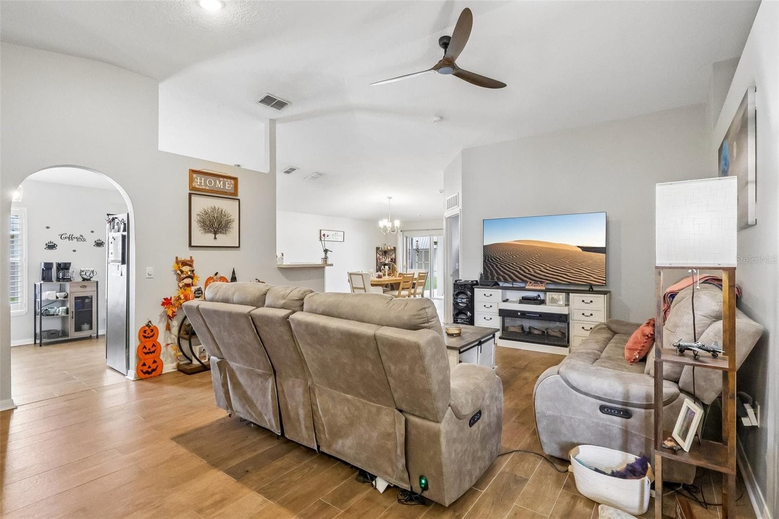 Single Family Residence at 3431 WILD OCELOT CT, DELAND, photo 6 of 30