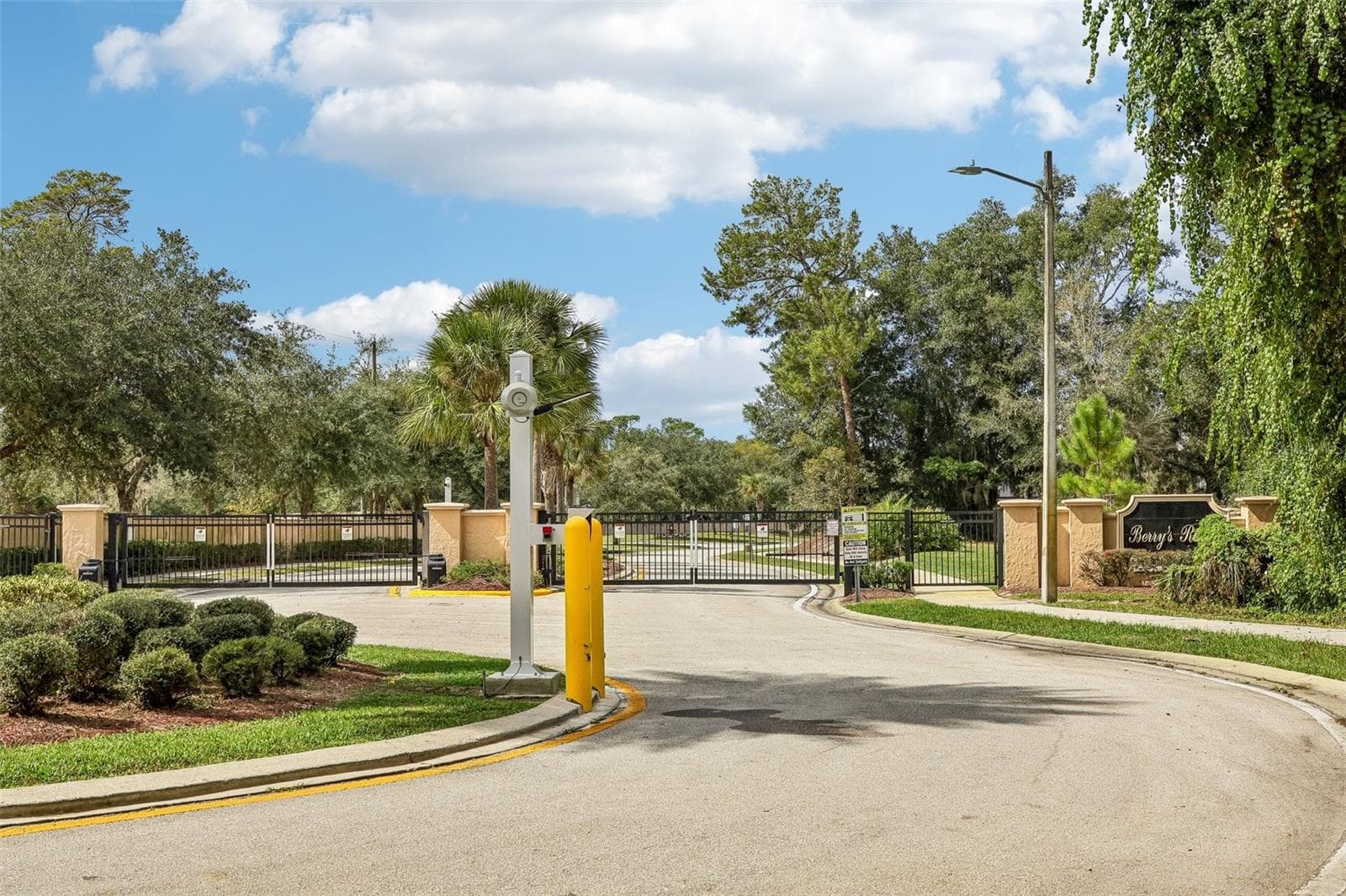 Single Family Residence at 3431 WILD OCELOT CT, DELAND, photo 27 of 30