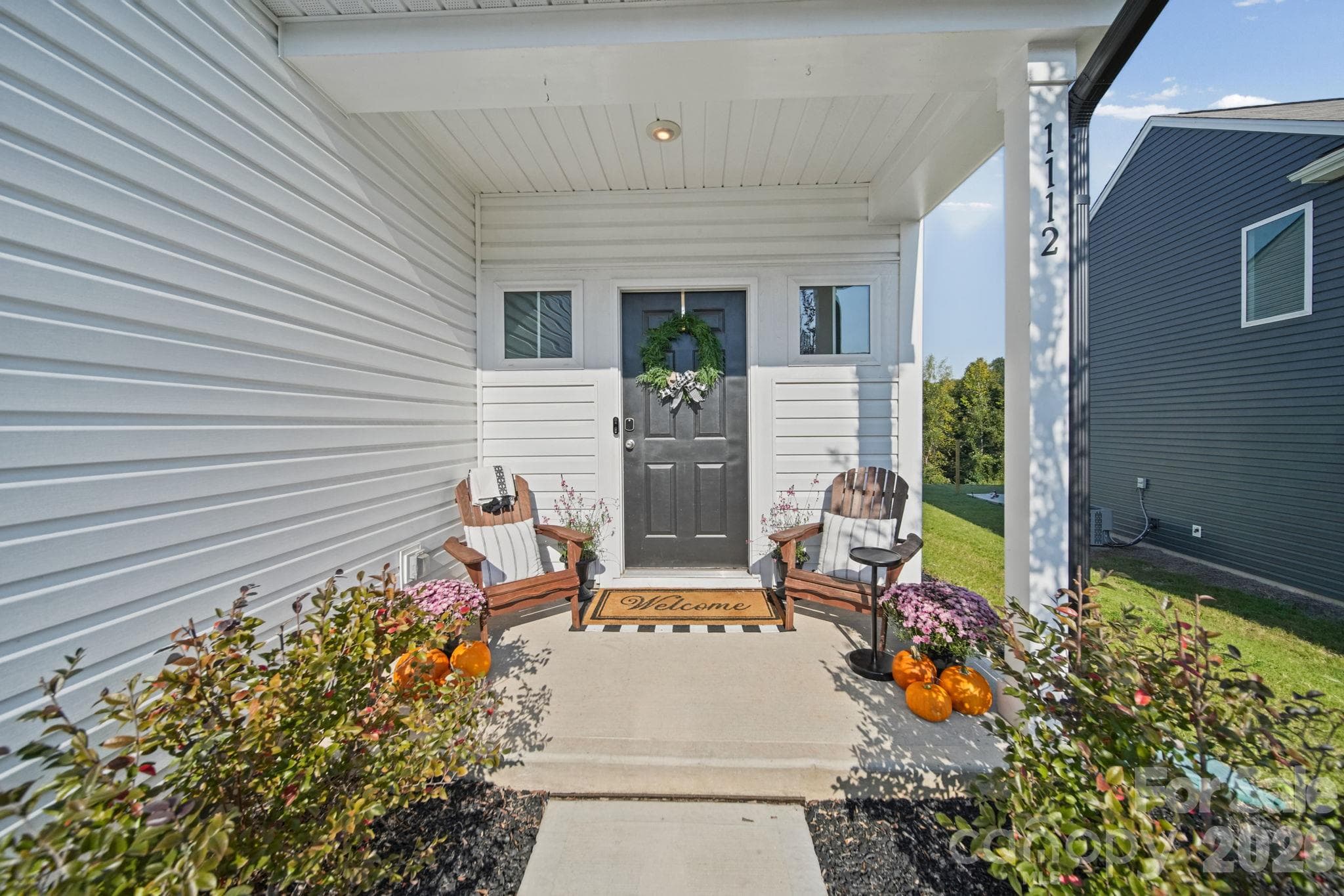 Single Family Residence at 1112 Alyssa Oaks Drive, Lowell, photo 2 of 44
