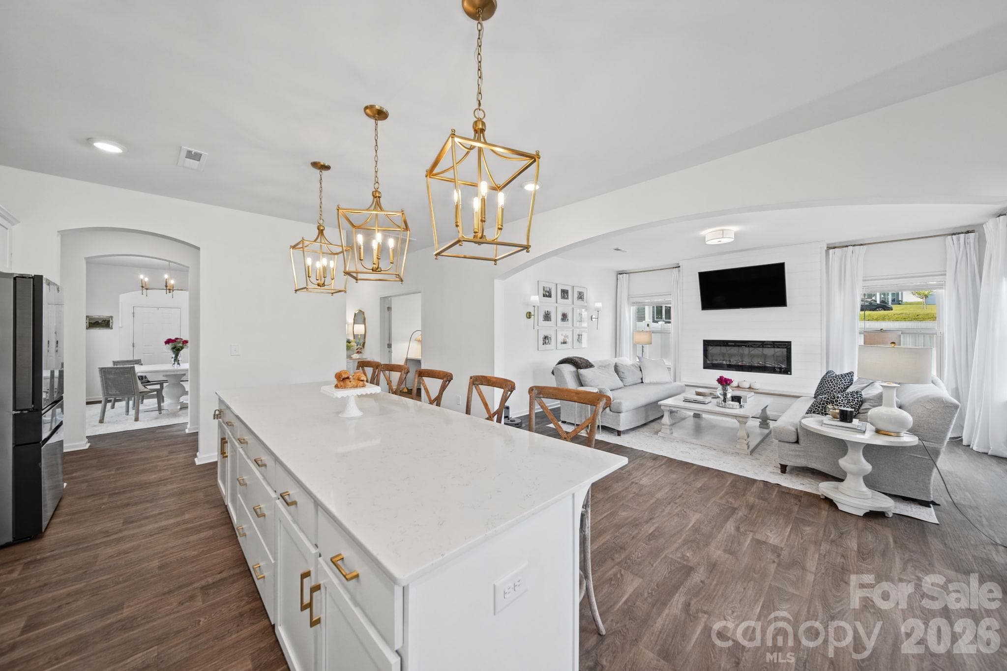 Single Family Residence at 1112 Alyssa Oaks Drive, Lowell, photo 13 of 44