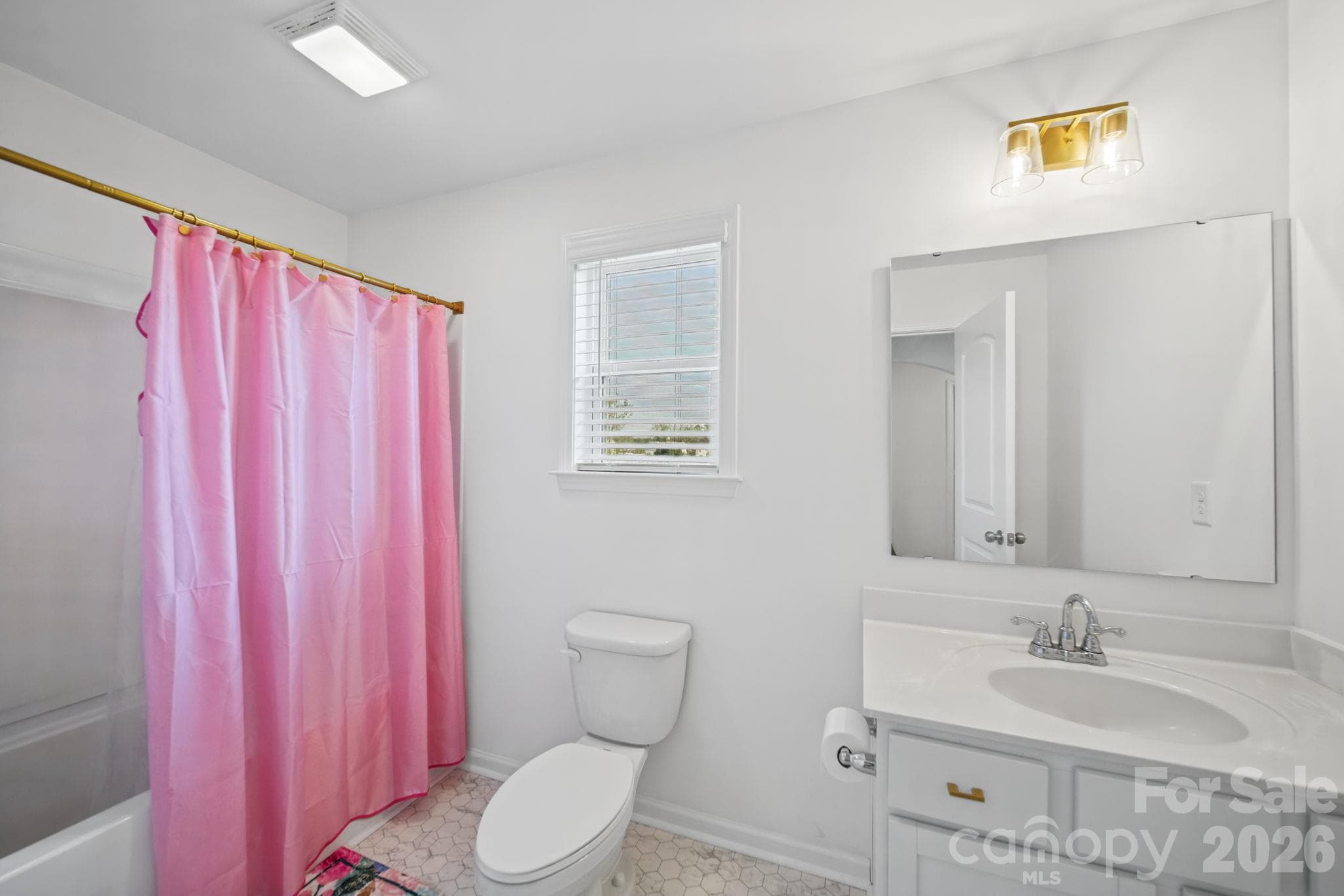 Single Family Residence at 1112 Alyssa Oaks Drive, Lowell, photo 30 of 44