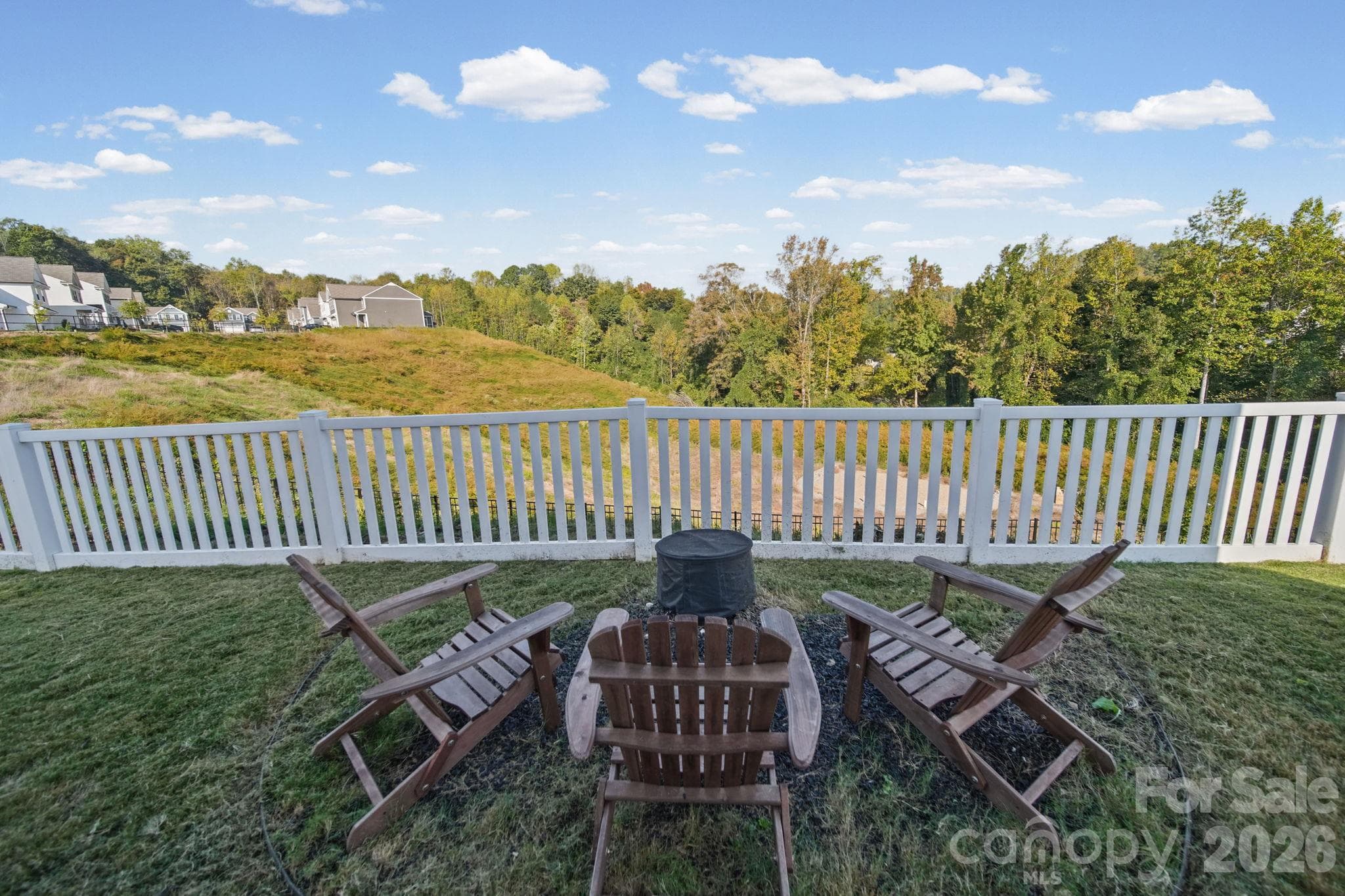 Serene views - 1112 Alyssa Oaks Drive, Lowell