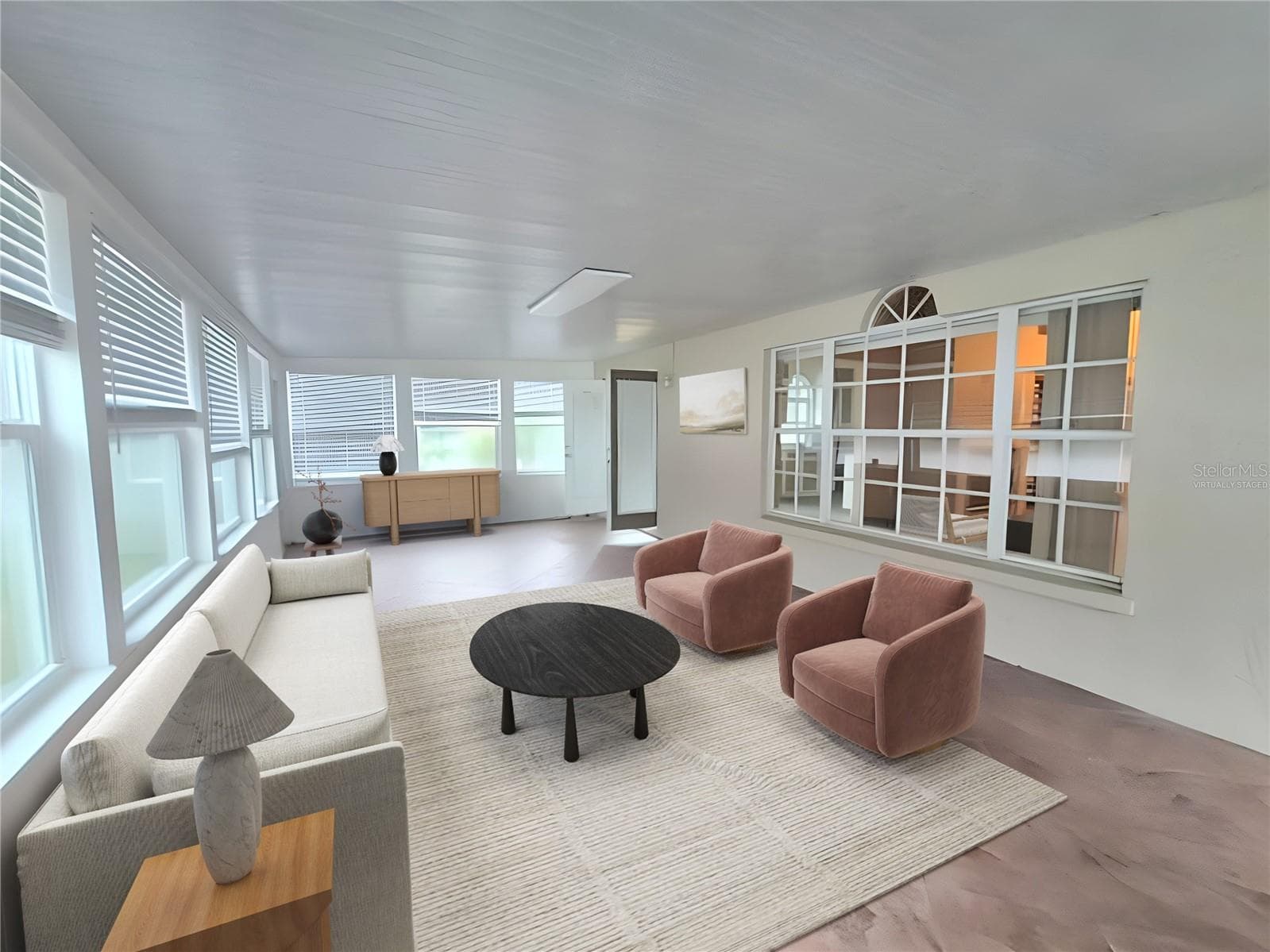 Virtually Staged - 902 GREENBELT CIR, BRANDON