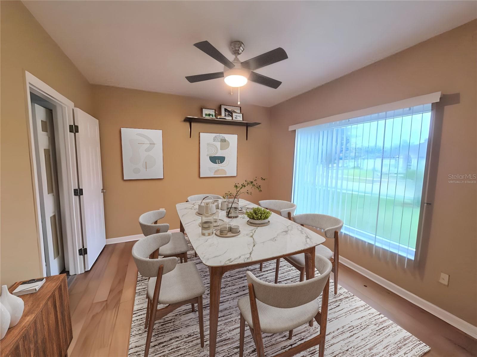 Virtually Staged - 902 GREENBELT CIR, BRANDON
