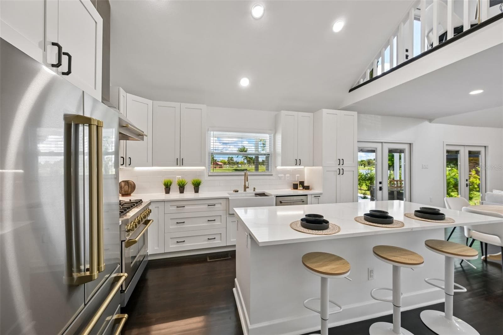 Wonderful kitchen for entertaining - 5060 18TH AVE W, BRADENTON