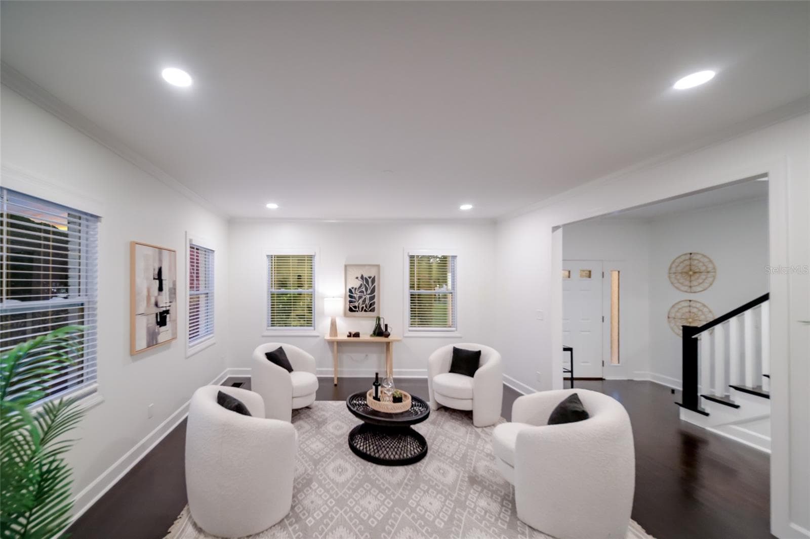 This is the perfect conversation spot. - 5060 18TH AVE W, BRADENTON