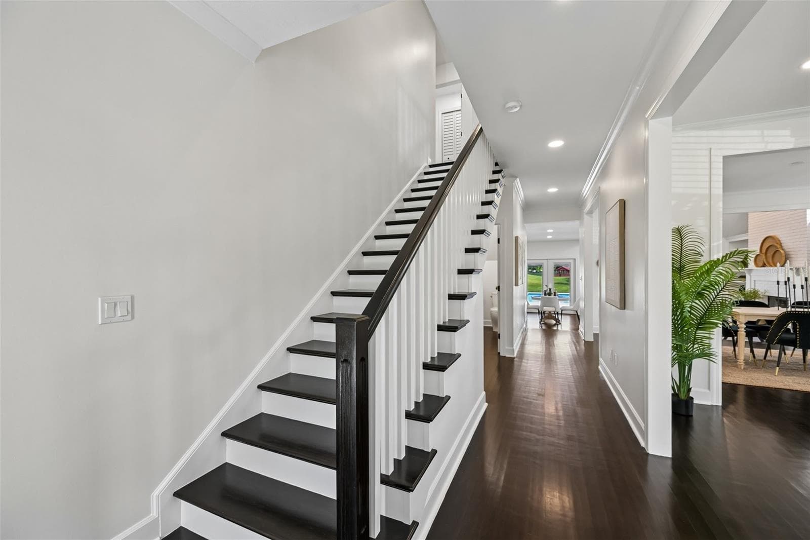 Great flow from the front door to all areas of the home. - 5060 18TH AVE W, BRADENTON