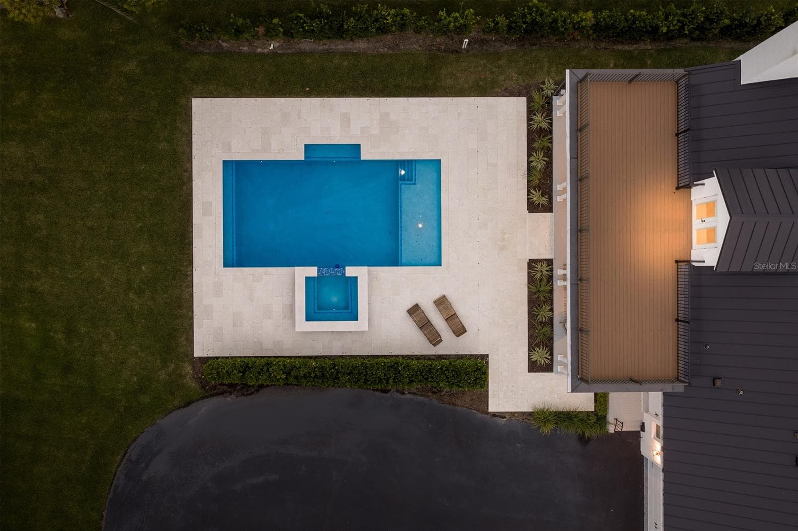 Aeriel view of pool and spa and upstairs deck. - 5060 18TH AVE W, BRADENTON