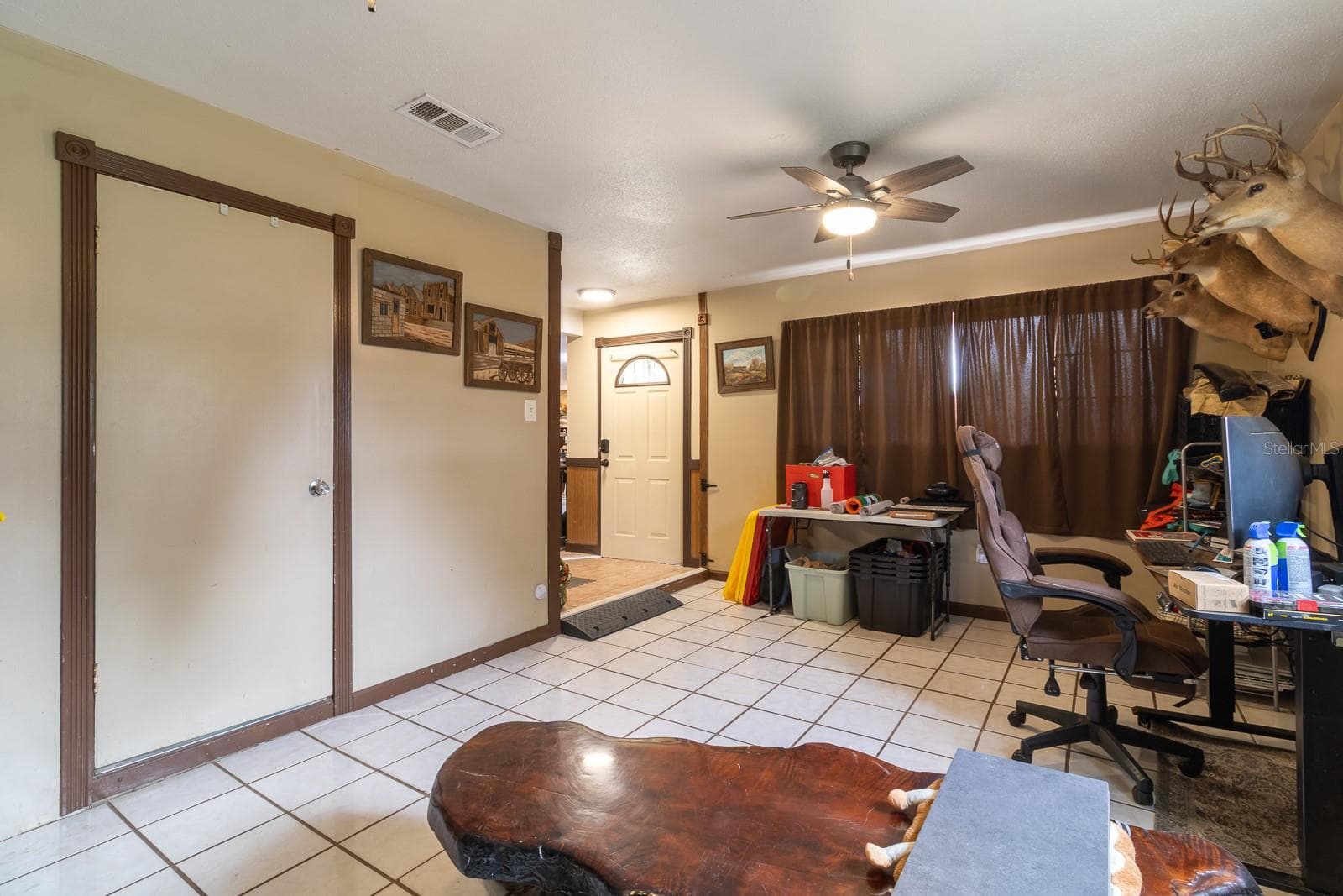 Single Family Residence at 863 SE DEFENDER DR, LAKE CITY, photo 5 of 31