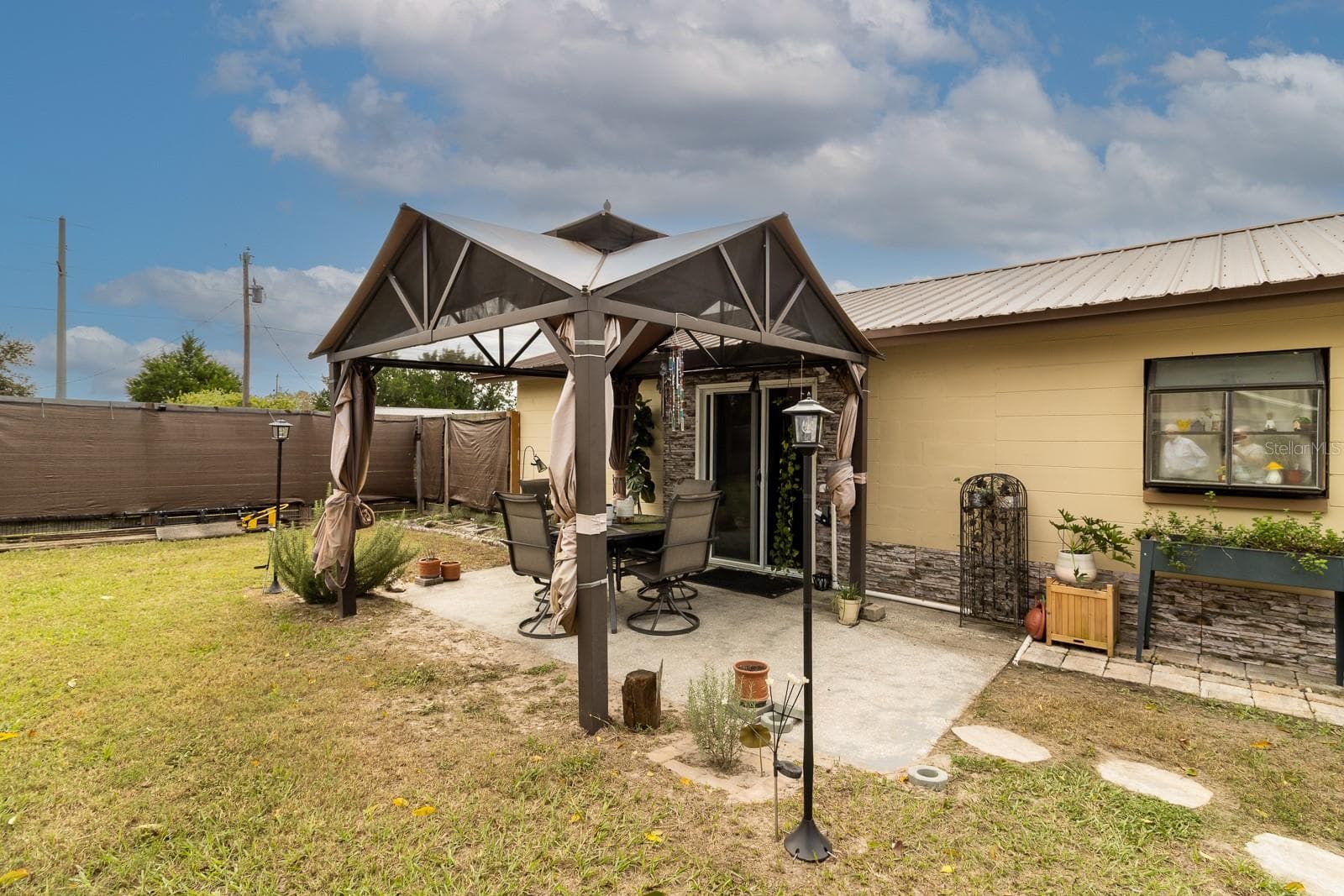 Single Family Residence at 863 SE DEFENDER DR, LAKE CITY, photo 24 of 31