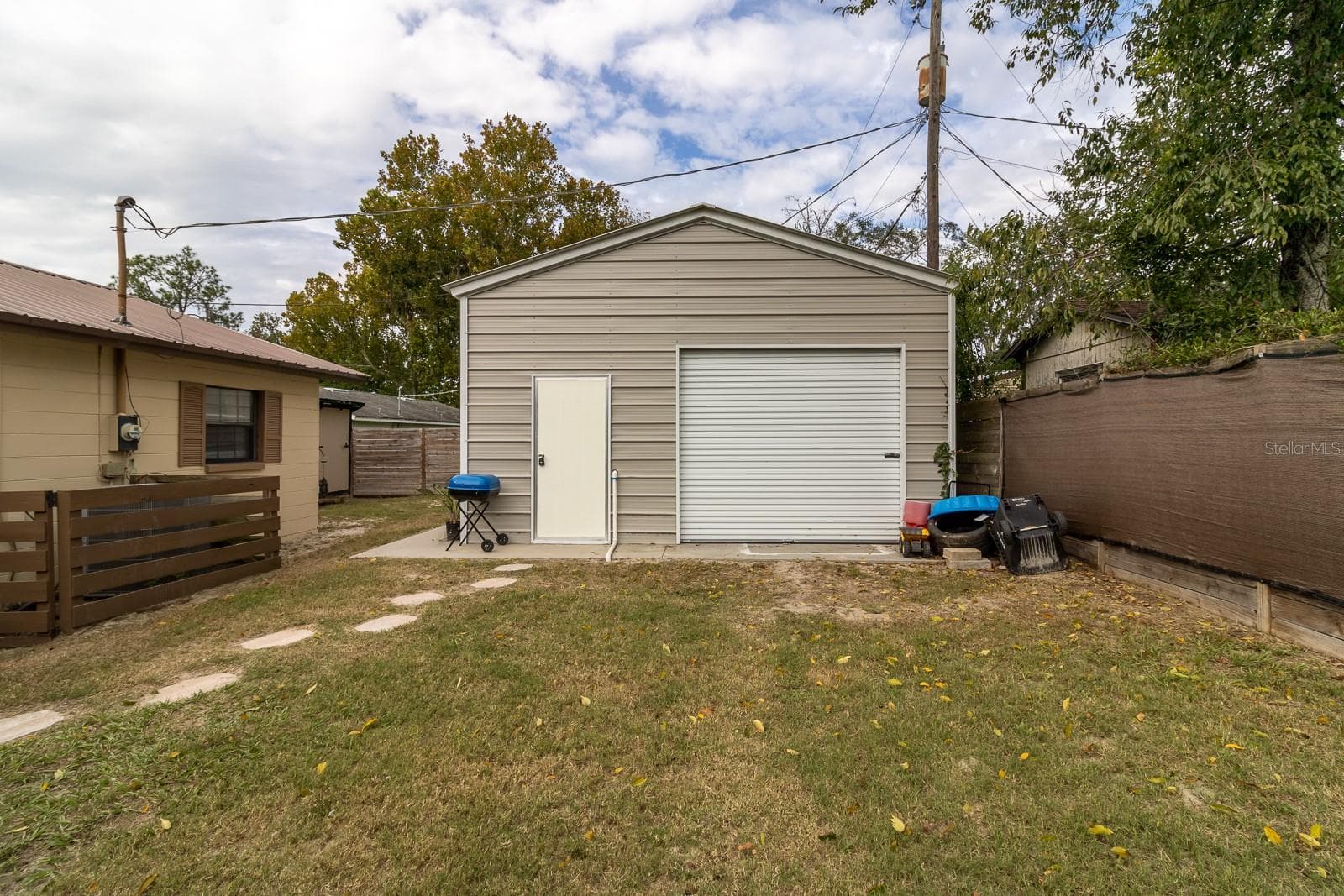 Single Family Residence at 863 SE DEFENDER DR, LAKE CITY, photo 27 of 31