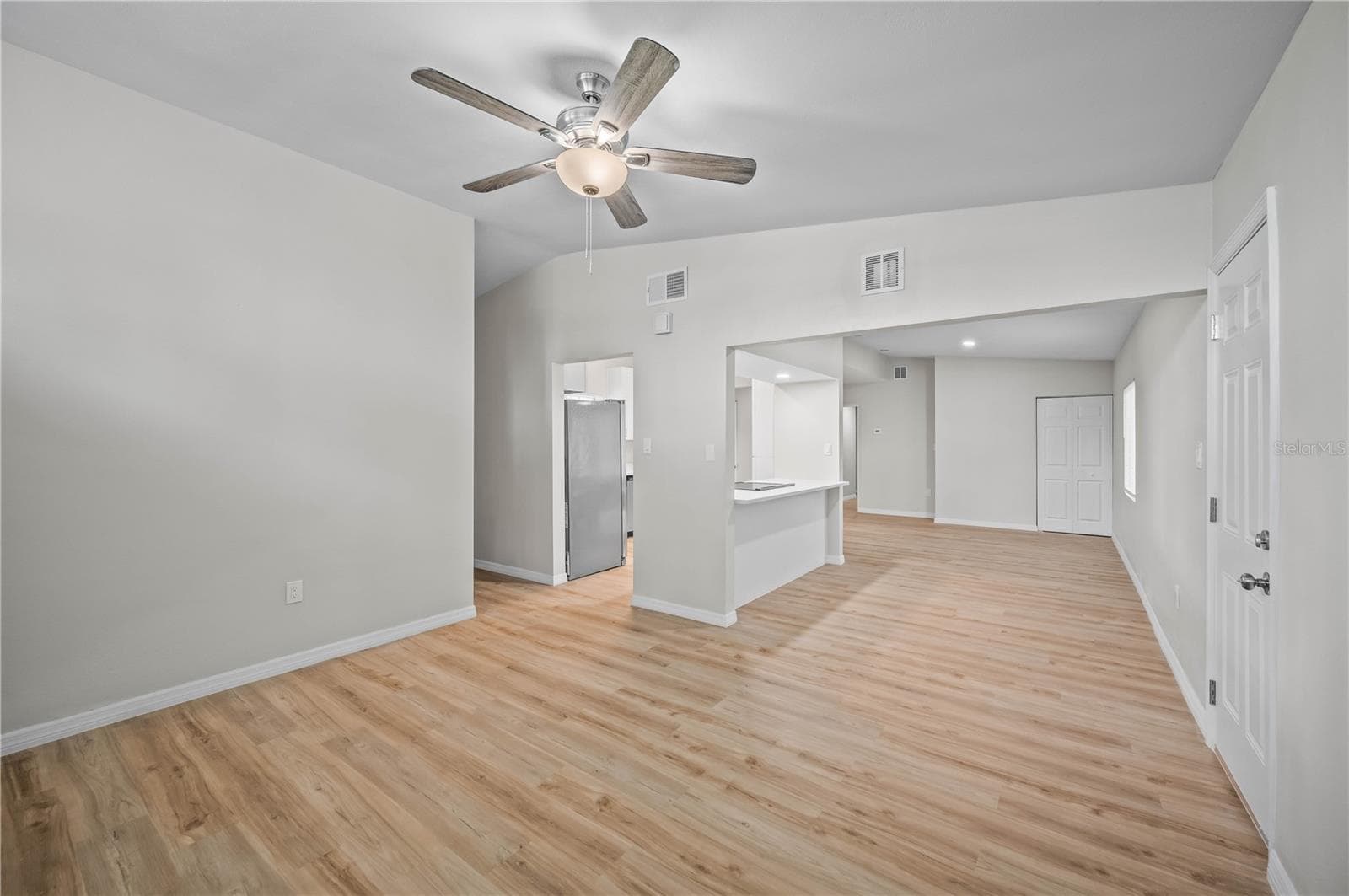 Single Family Residence at 600 VENTURA AVE, ORLANDO, photo 6 of 20