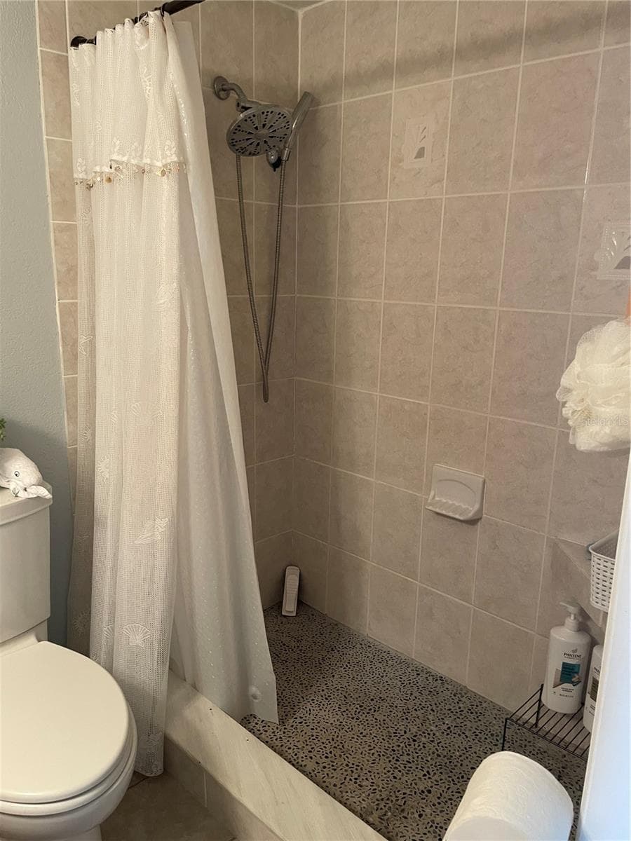 Condominium at 18650 GULF BLVD #304, INDIAN SHORES, photo 15 of 19
