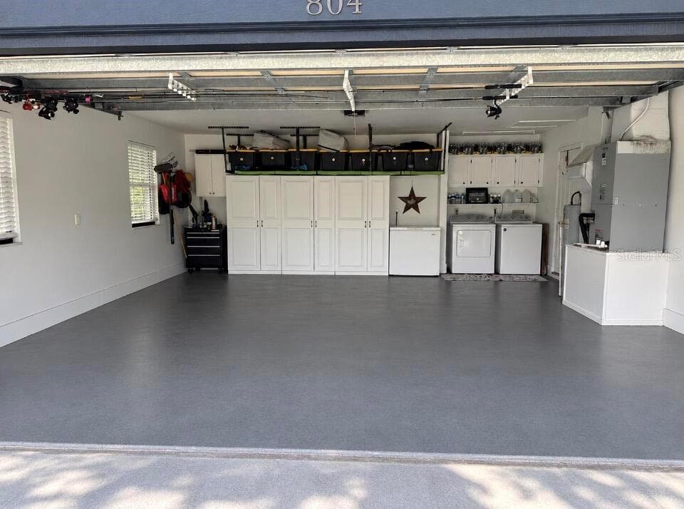Single Family Residence at 804 LAKE DR, DELAND, photo 8 of 35