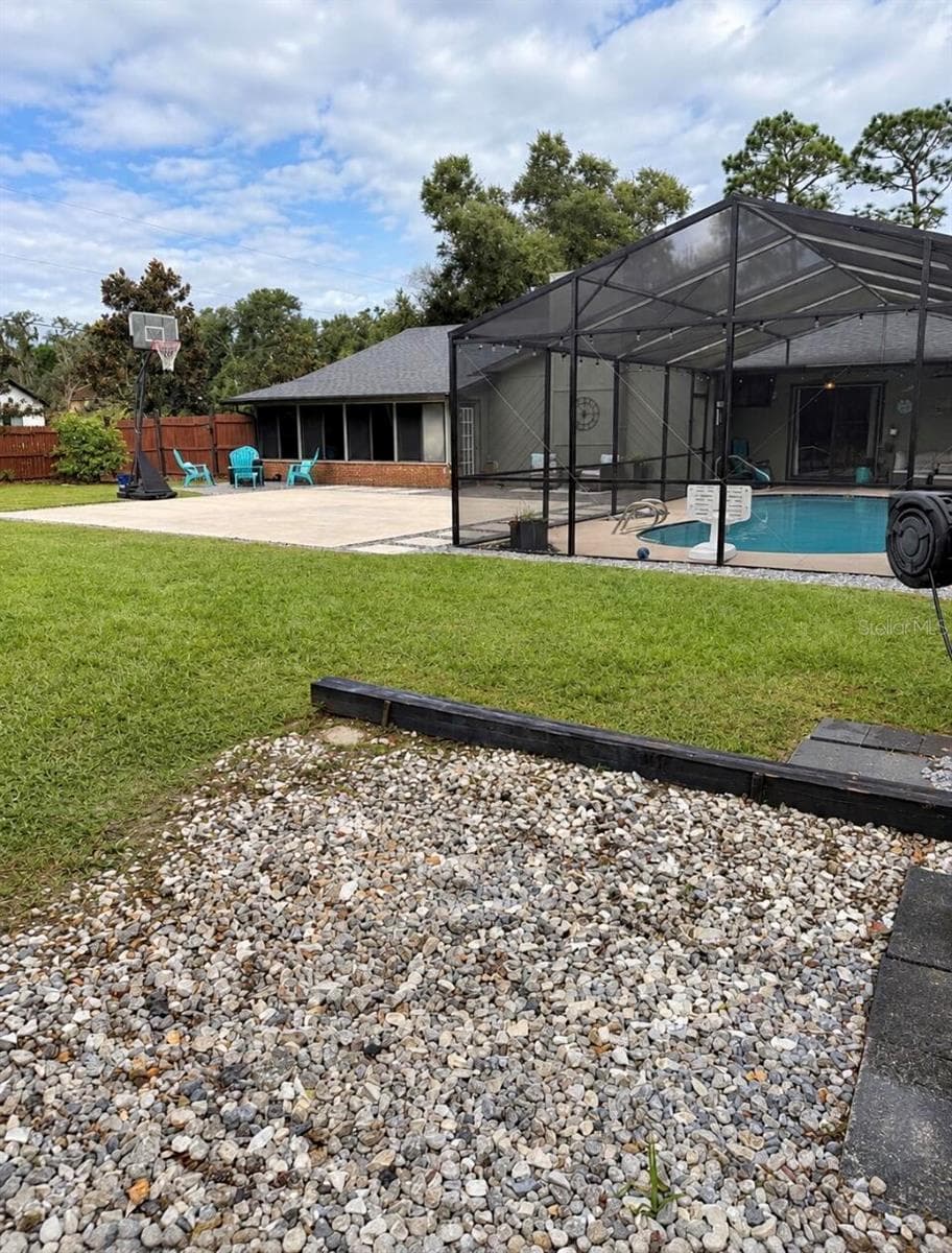 Single Family Residence at 804 LAKE DR, DELAND, photo 33 of 35