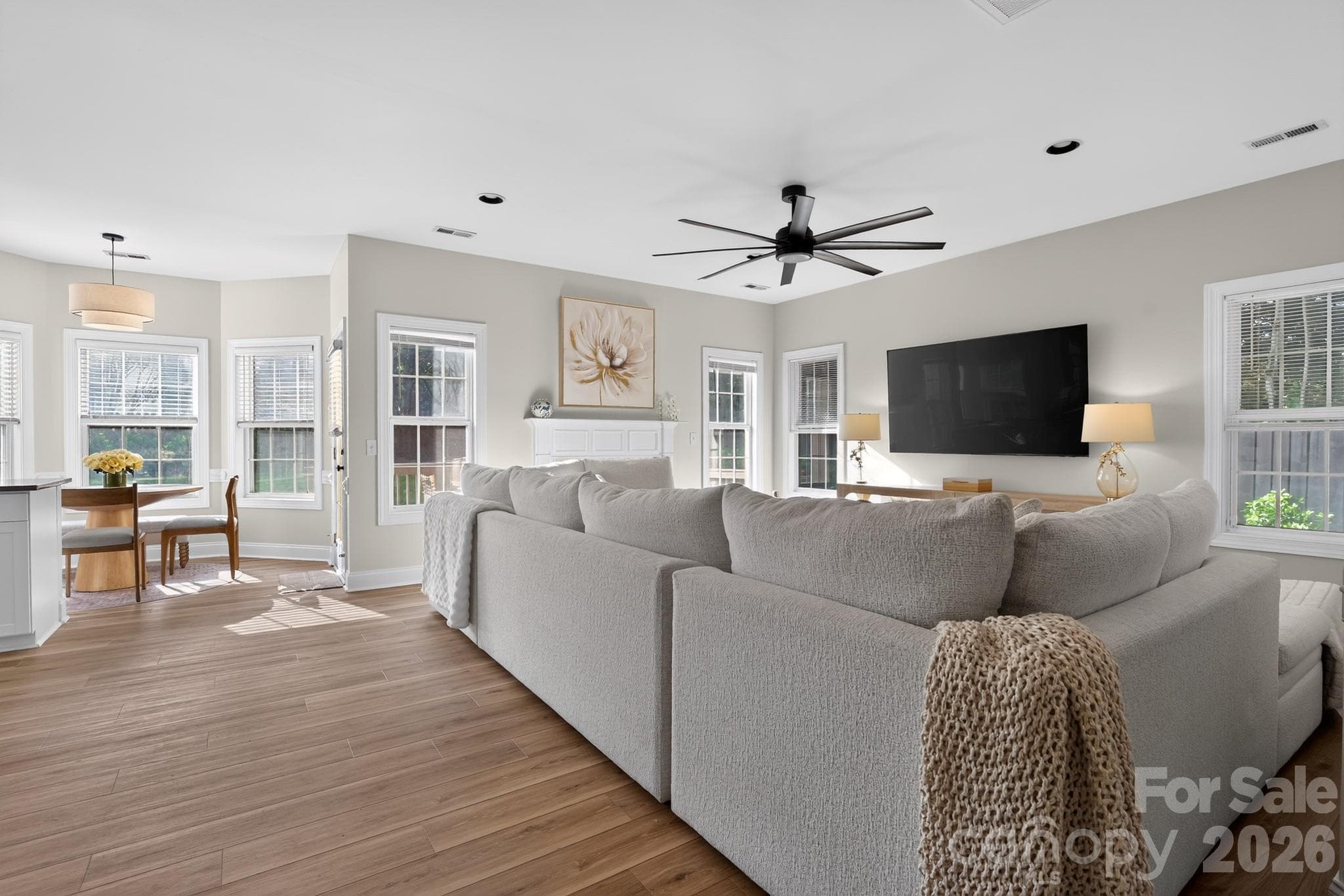 Single Family Residence at 10513 Orchid Hill Lane, Charlotte, photo 9 of 36