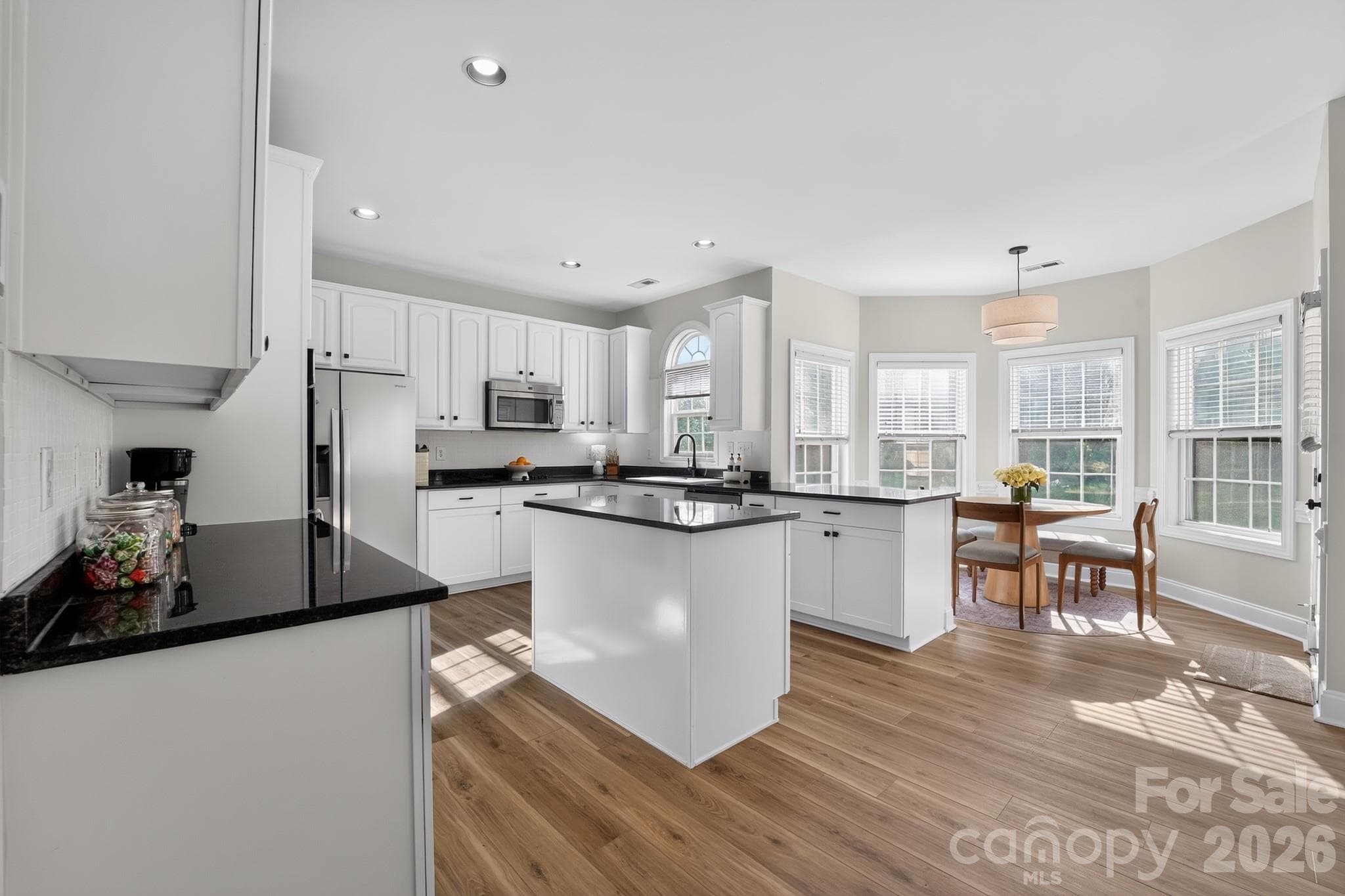 Single Family Residence at 10513 Orchid Hill Lane, Charlotte, photo 11 of 36