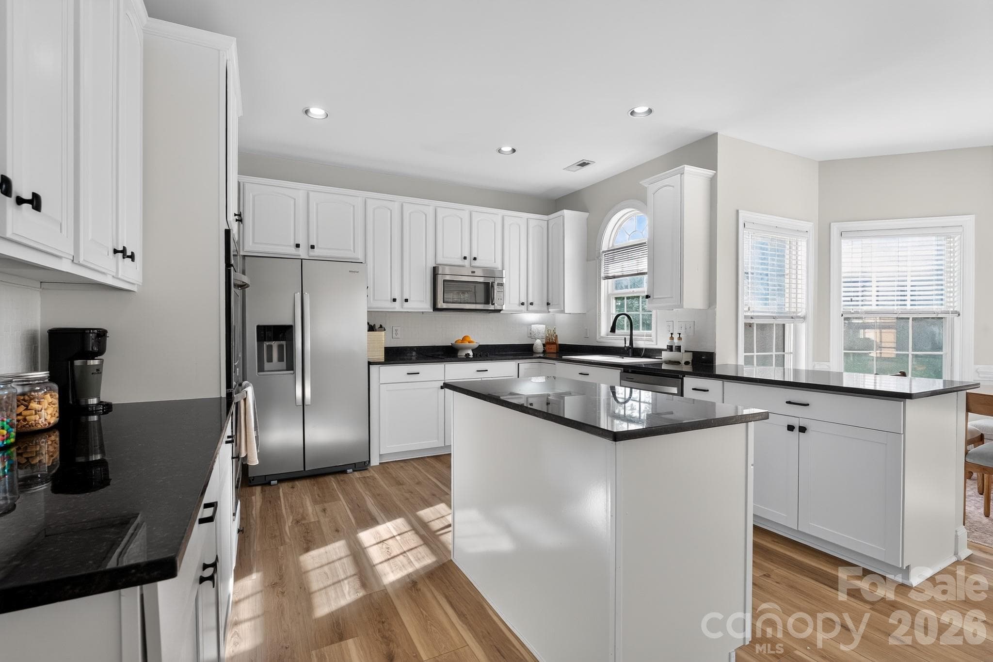 Single Family Residence at 10513 Orchid Hill Lane, Charlotte, photo 12 of 36
