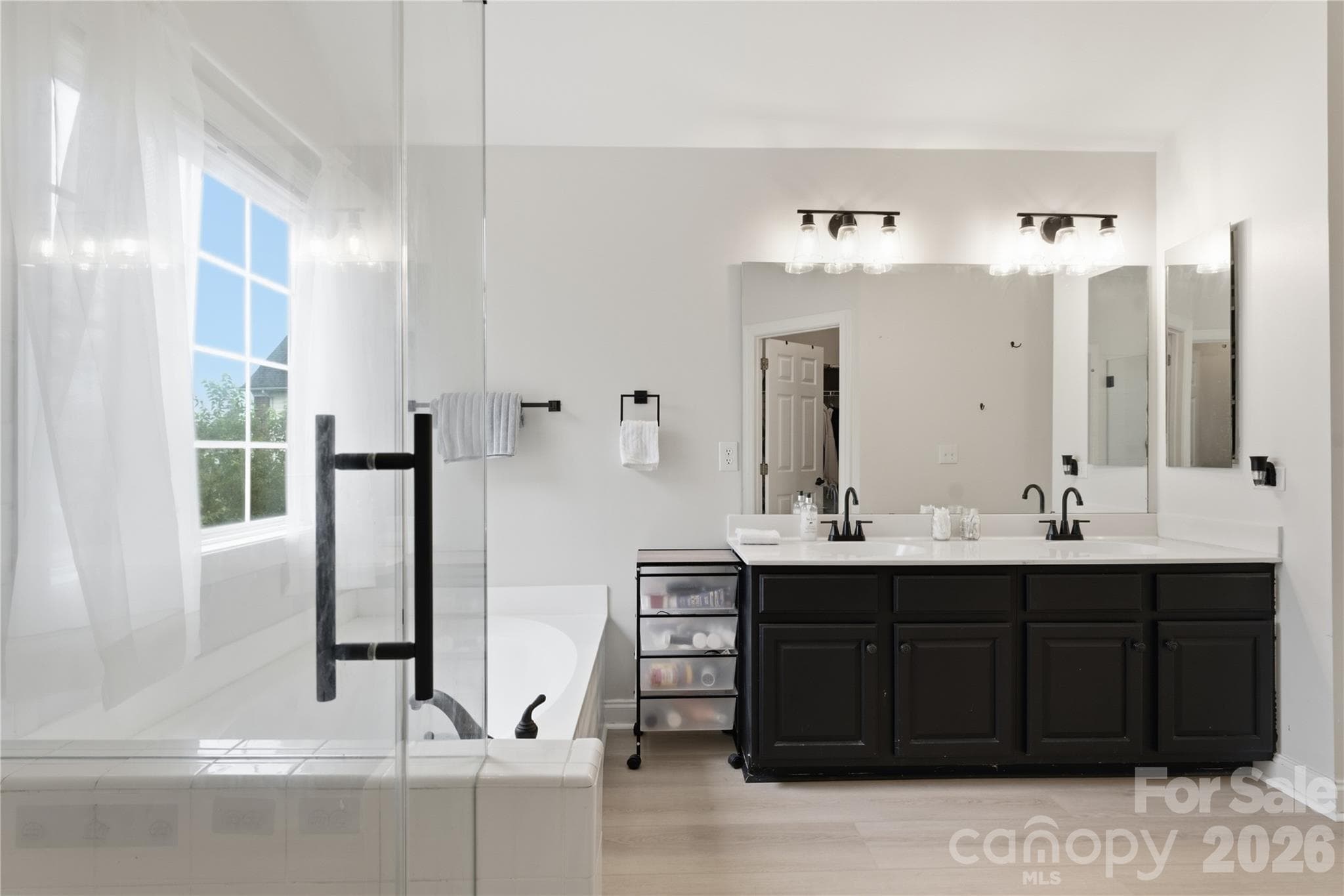Single Family Residence at 10513 Orchid Hill Lane, Charlotte, photo 20 of 36