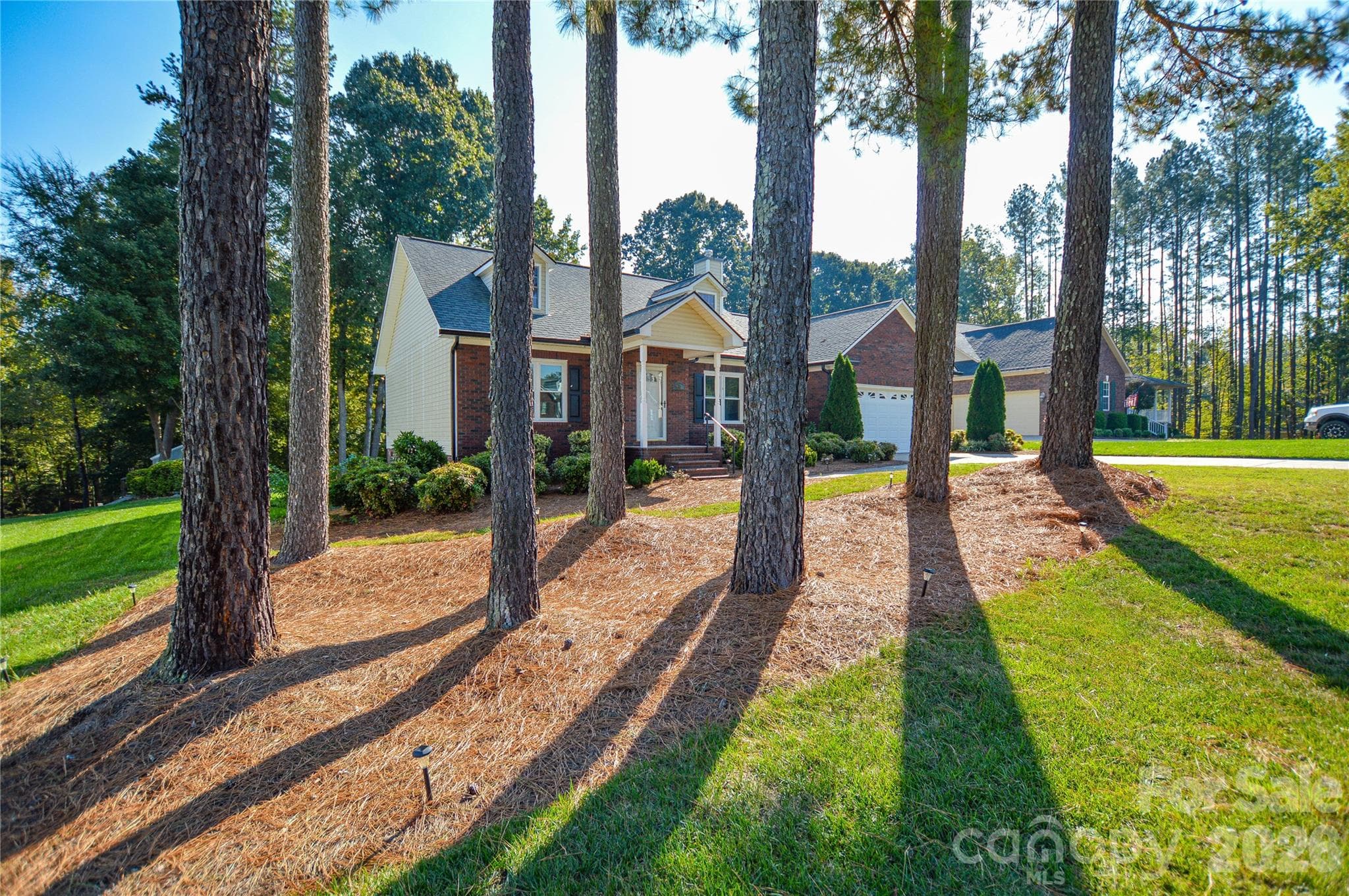Single Family Residence at 8819 Erbach Lane, Mount Pleasant, photo 2 of 40