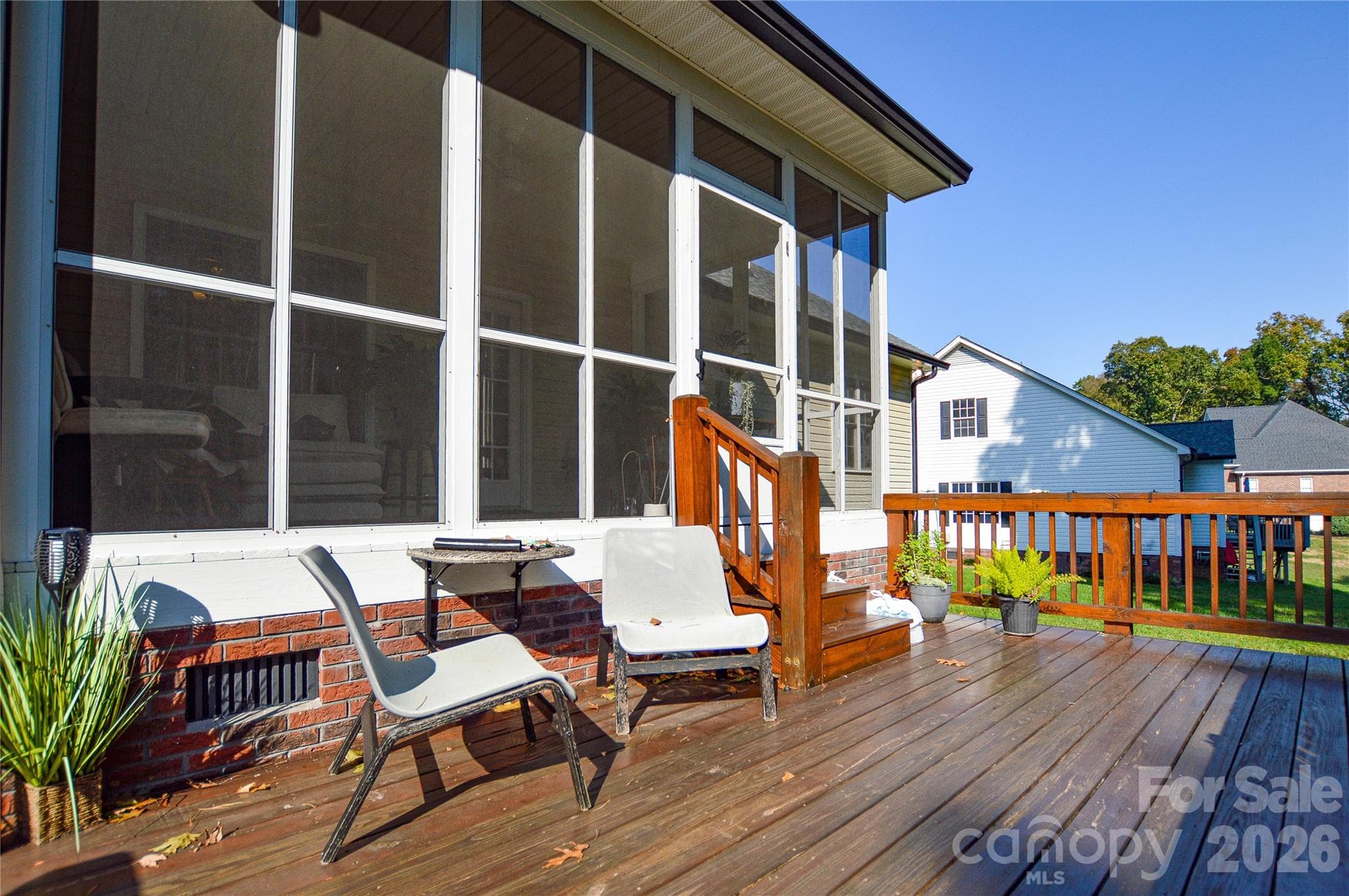 Single Family Residence at 8819 Erbach Lane, Mount Pleasant, photo 9 of 40
