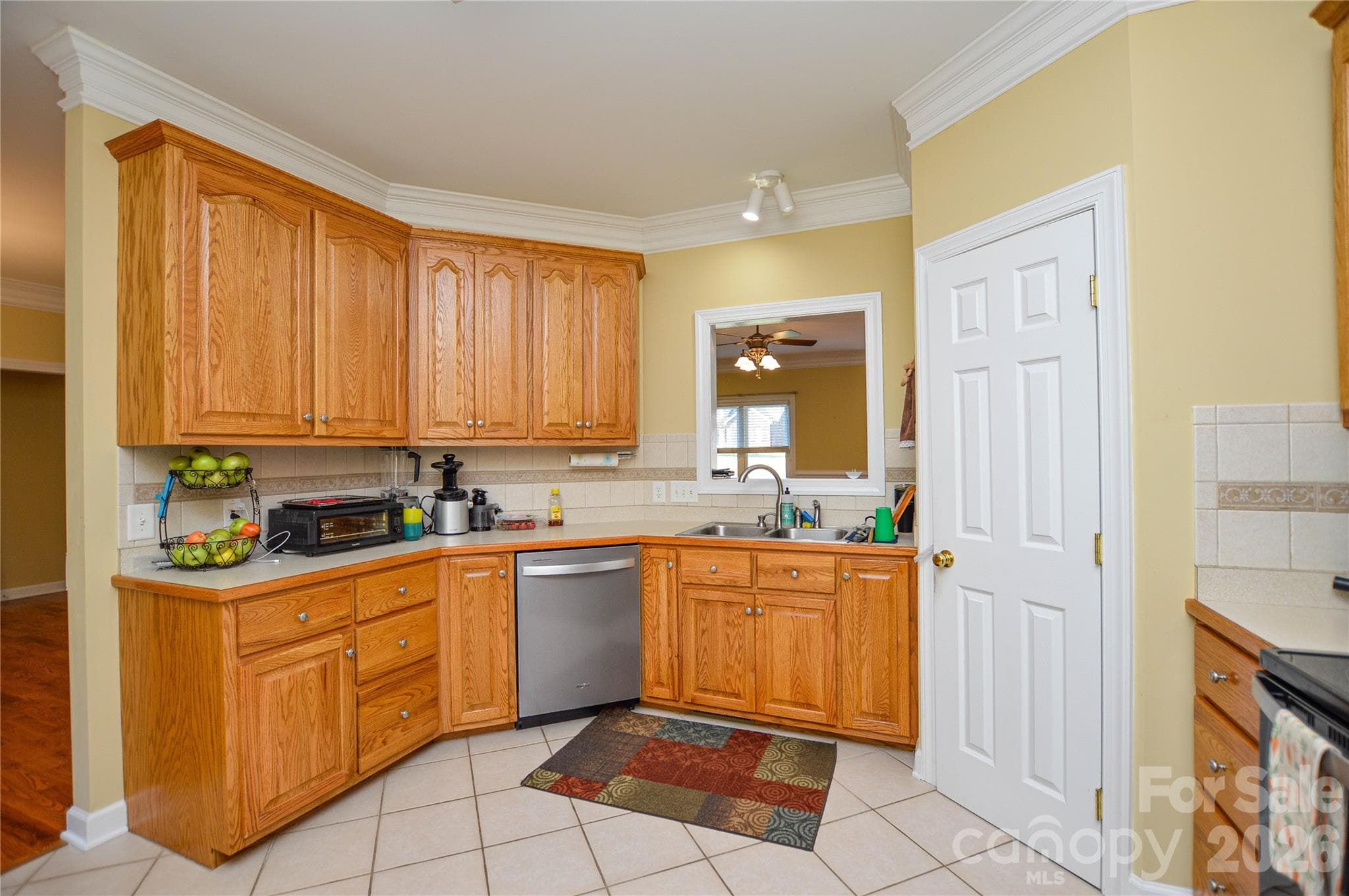 Single Family Residence at 8819 Erbach Lane, Mount Pleasant, photo 31 of 40