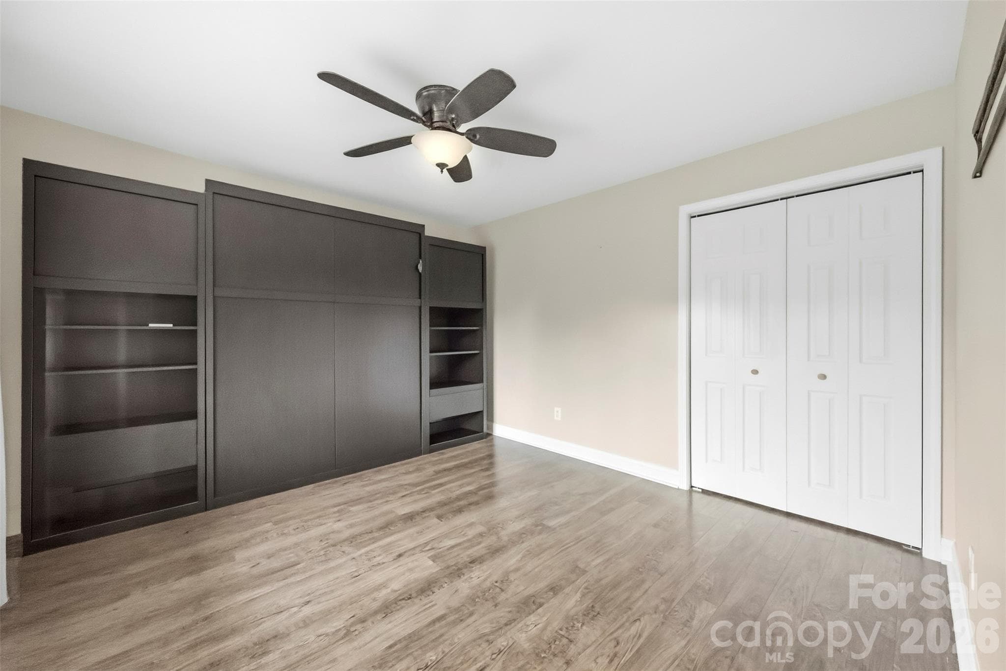 Murphy Bed (to convey) in first floor bedroom - 2984 Daffodil Court, Gastonia