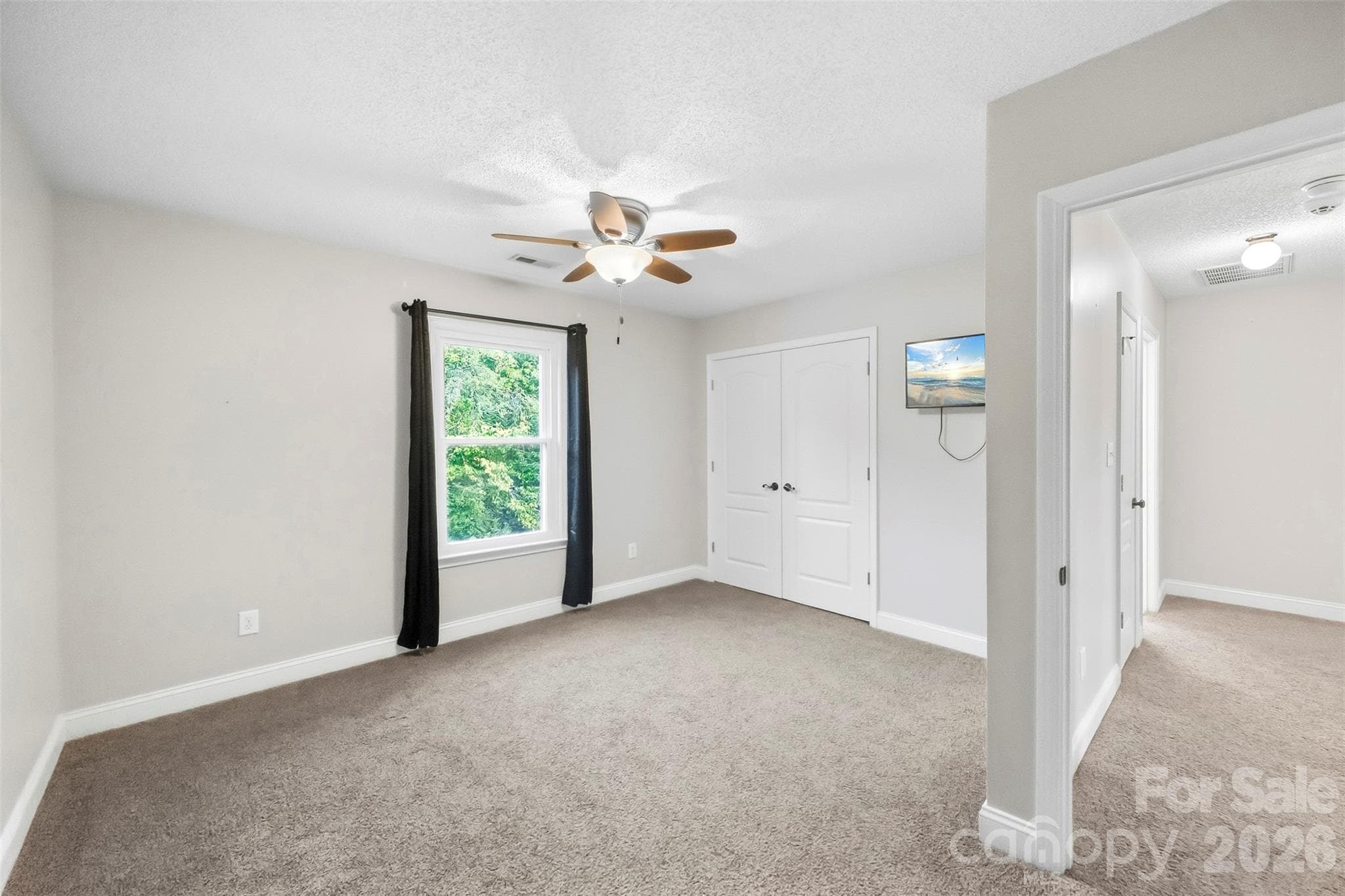 Single Family Residence at 2984 Daffodil Court, Gastonia, photo 24 of 34