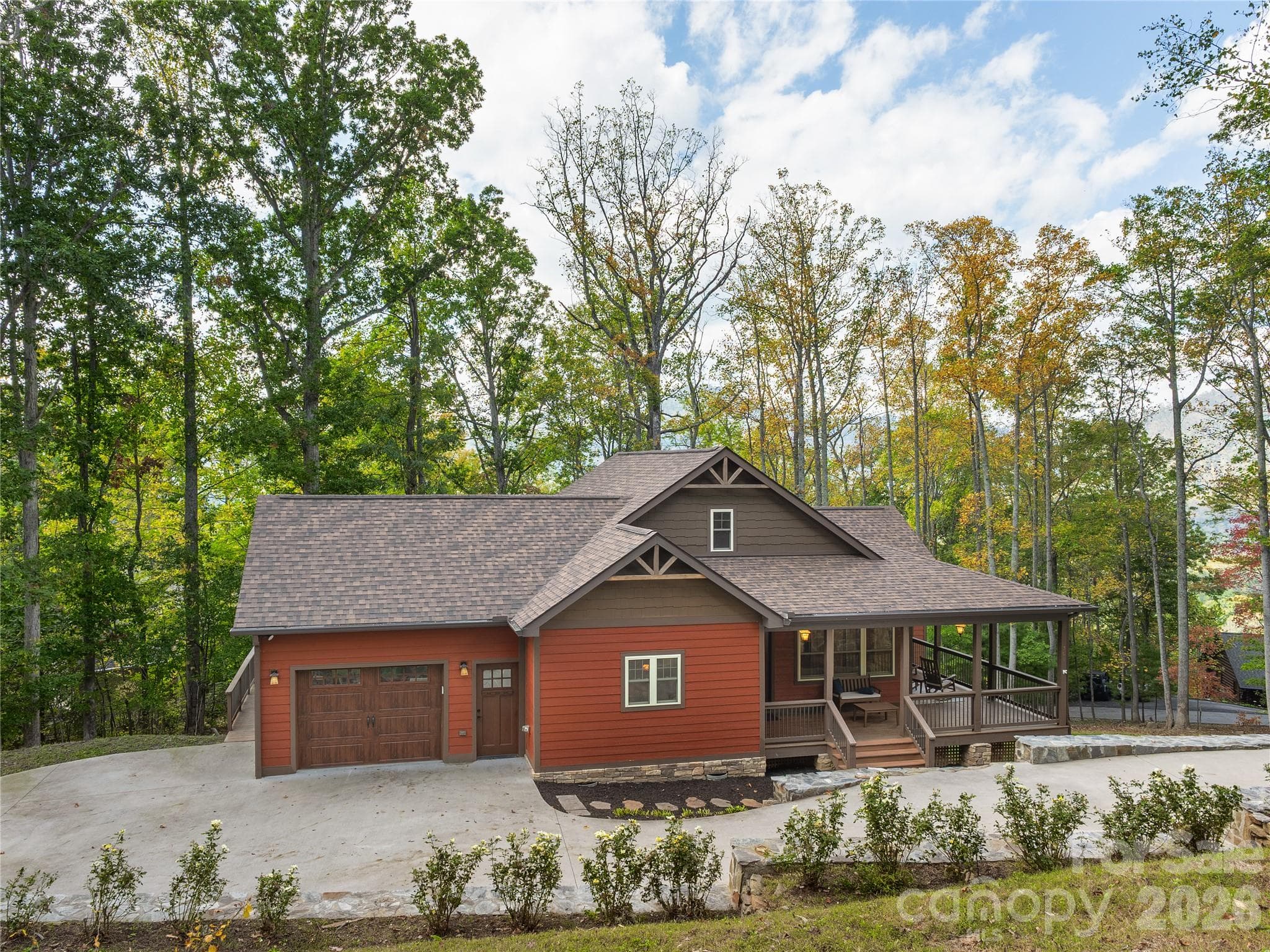 Single Family Residence at 501 Sugar Maple Lane, Asheville, photo 2 of 28