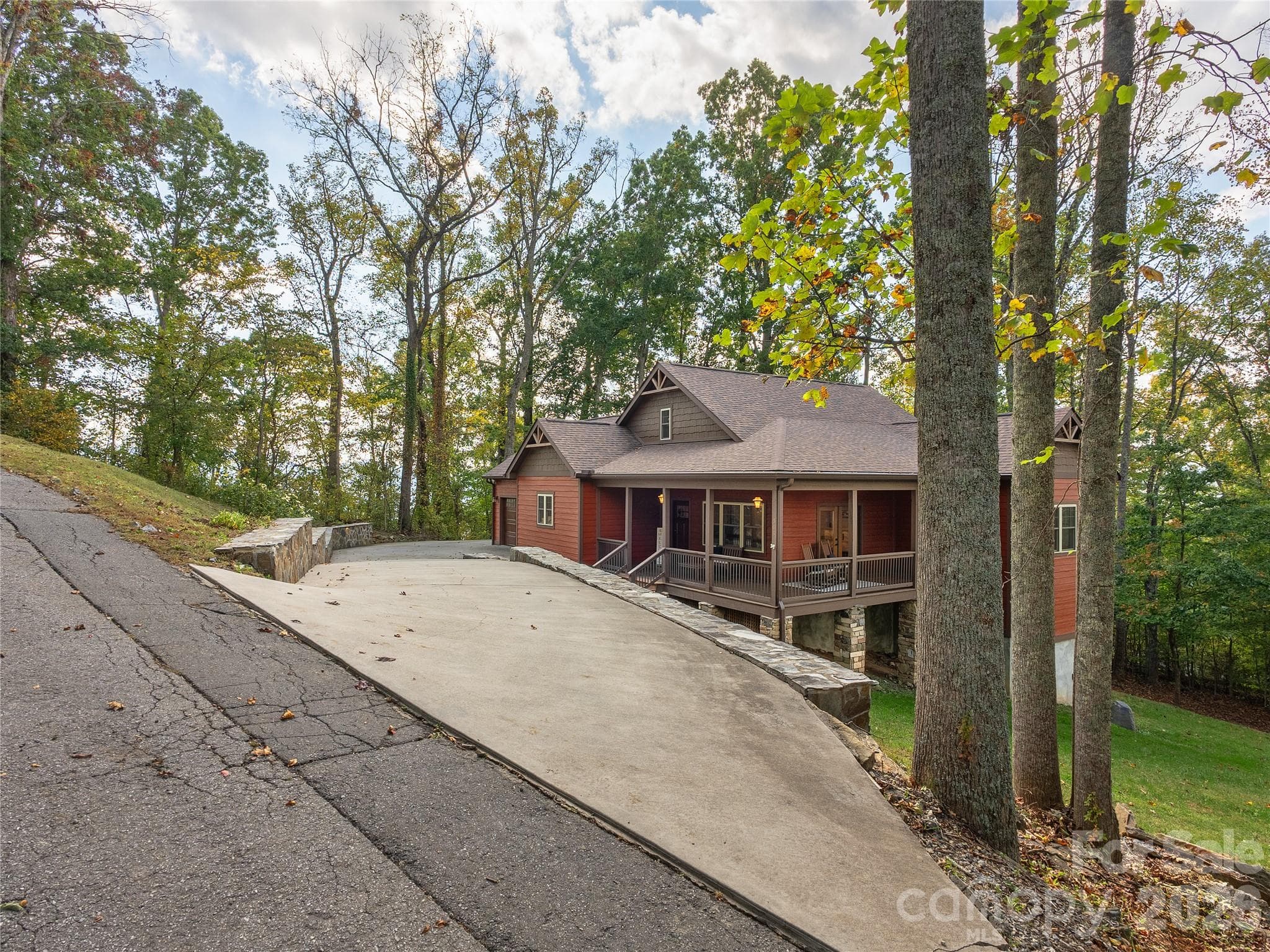Single Family Residence at 501 Sugar Maple Lane, Asheville, photo 26 of 28