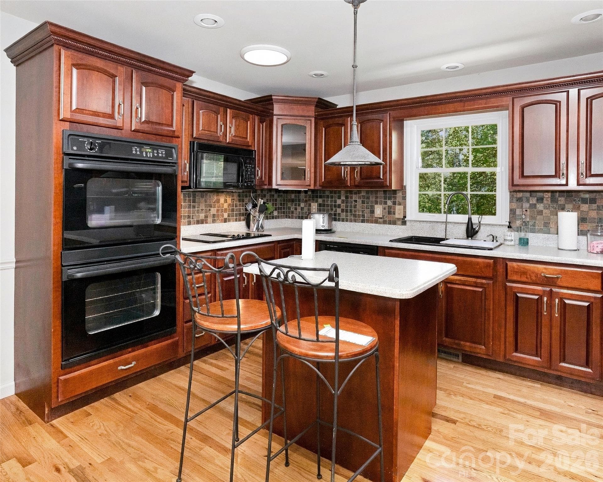 Single Family Residence at 237 Woodys Drive, Hendersonville, photo 15 of 48