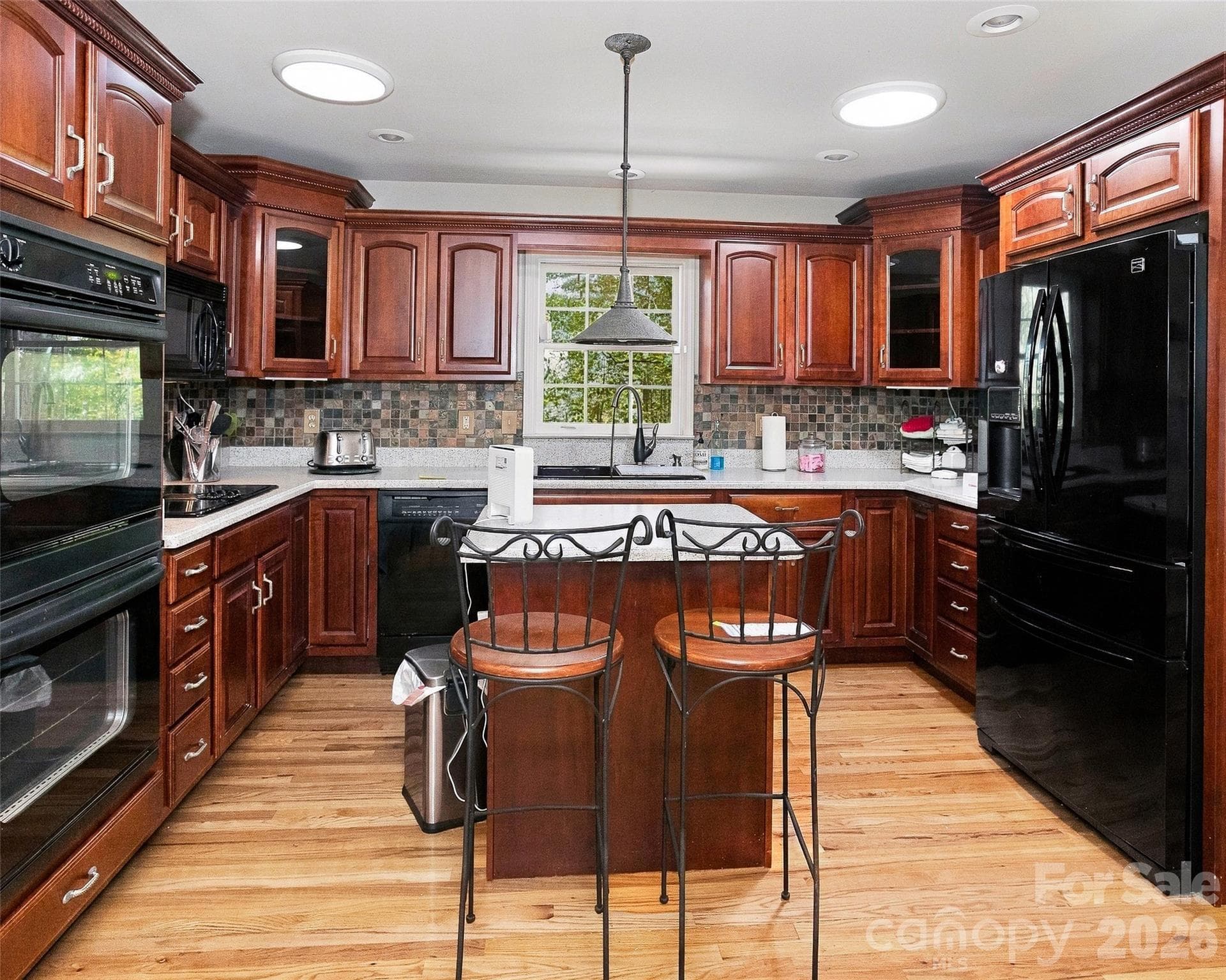 Single Family Residence at 237 Woodys Drive, Hendersonville, photo 16 of 48