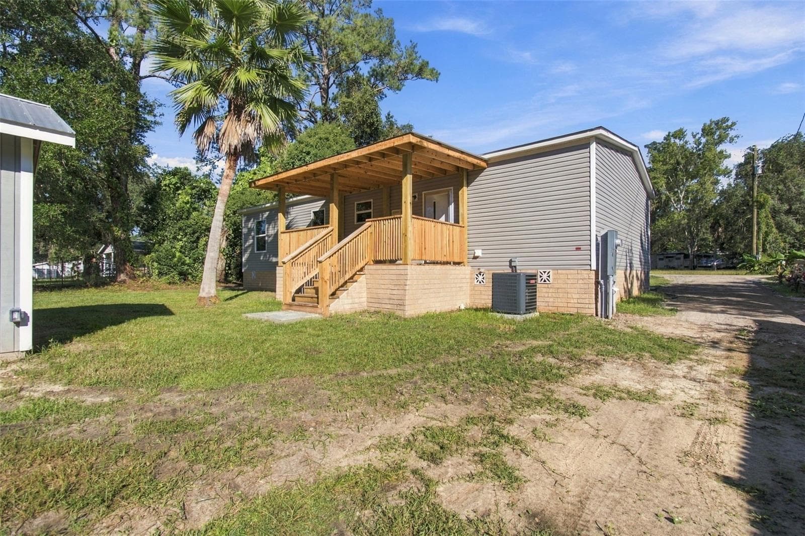 Manufactured Home at 19408 PEYTON PL, BROOKSVILLE, photo 49 of 73