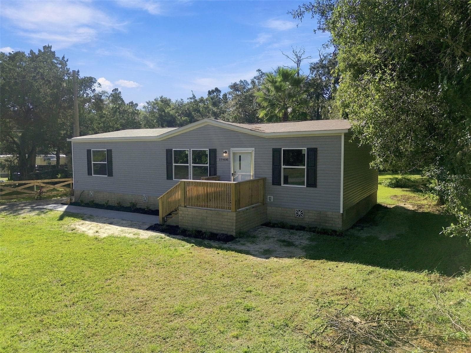 Manufactured Home at 19408 PEYTON PL, BROOKSVILLE, photo 63 of 73