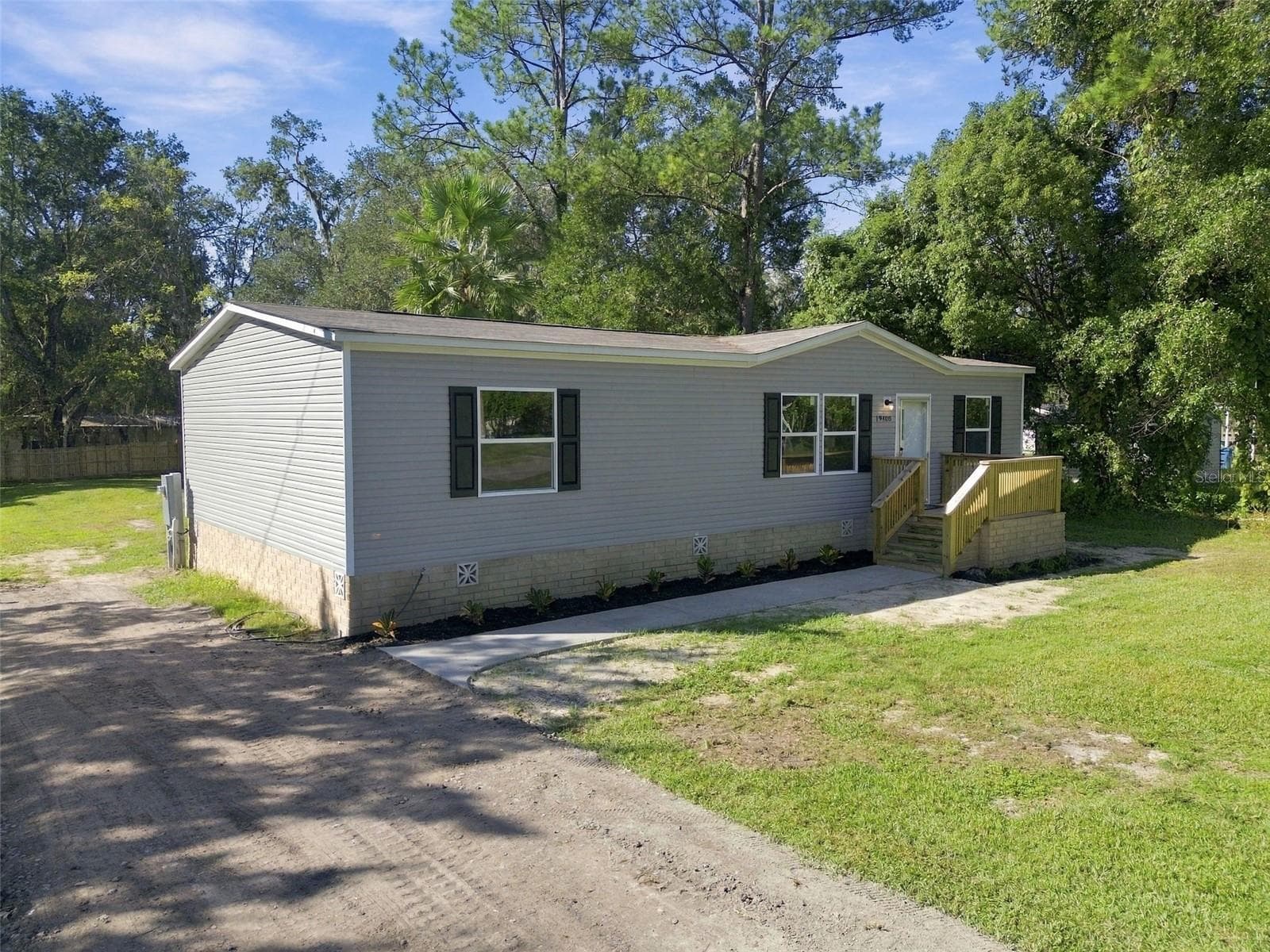 Manufactured Home at 19408 PEYTON PL, BROOKSVILLE, photo 64 of 73