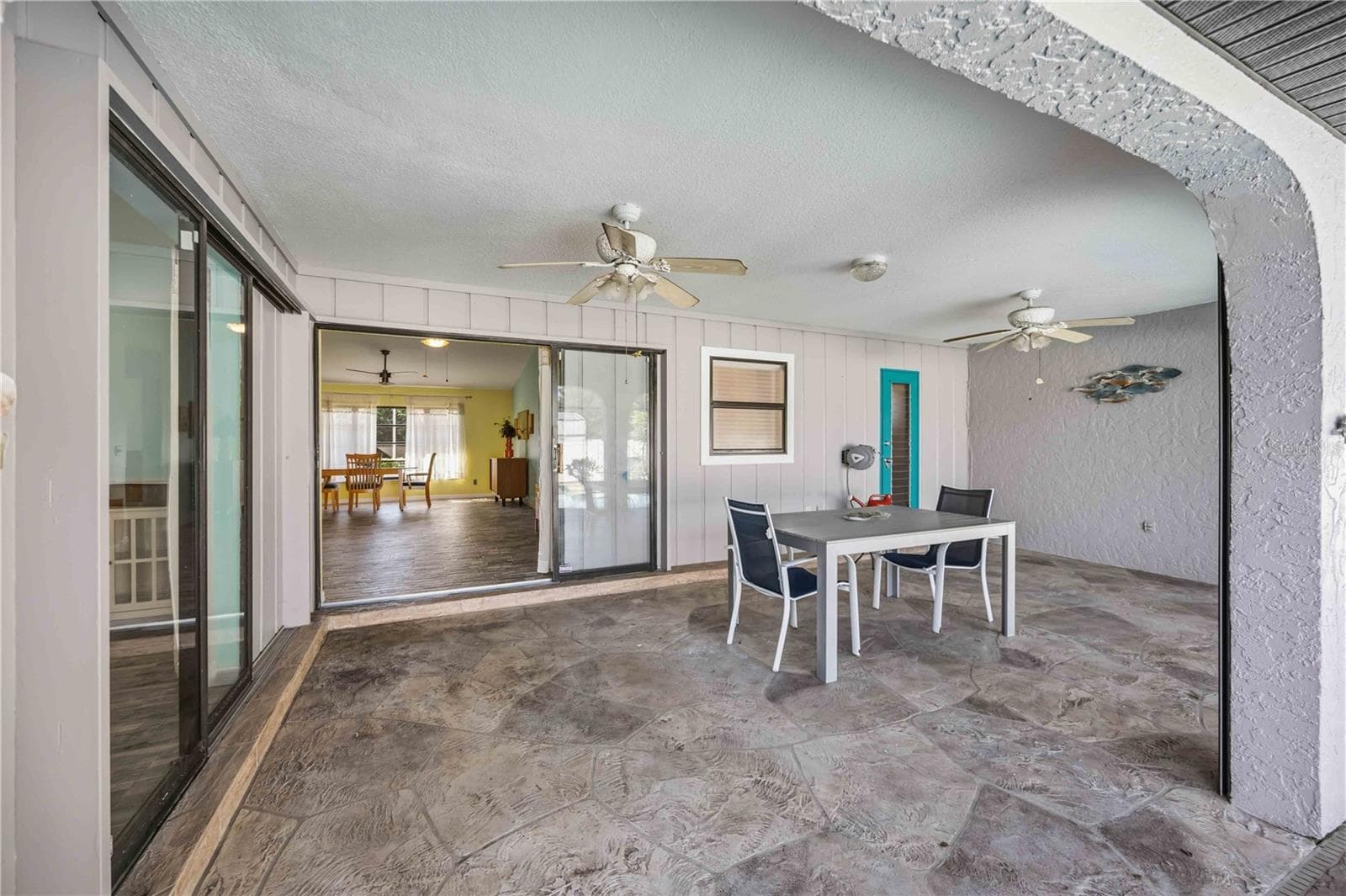 Lanai with outdoor dining space - 21012 CHURON AVE, PORT CHARLOTTE